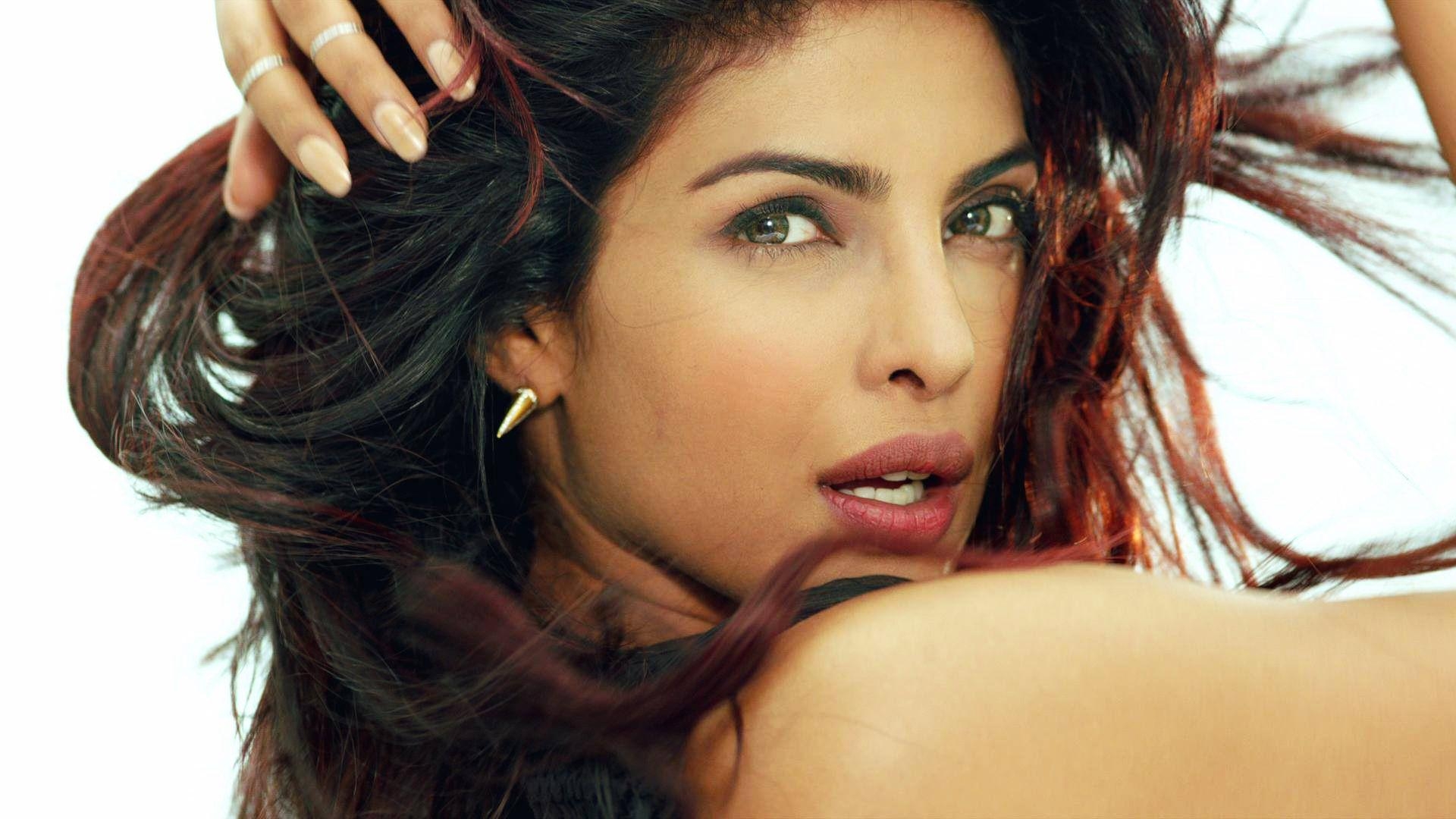 Priyanka Chopra, Breites Spektrum, Hintergrund, Charismatisch, 1920x1080 Full HD Desktop