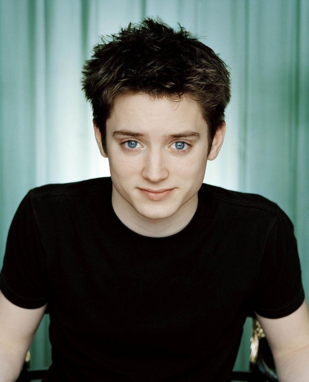 Elijah Wood, Foto, Darsteller, Promi, Schnappschuss, 1000x1240 HD Handy