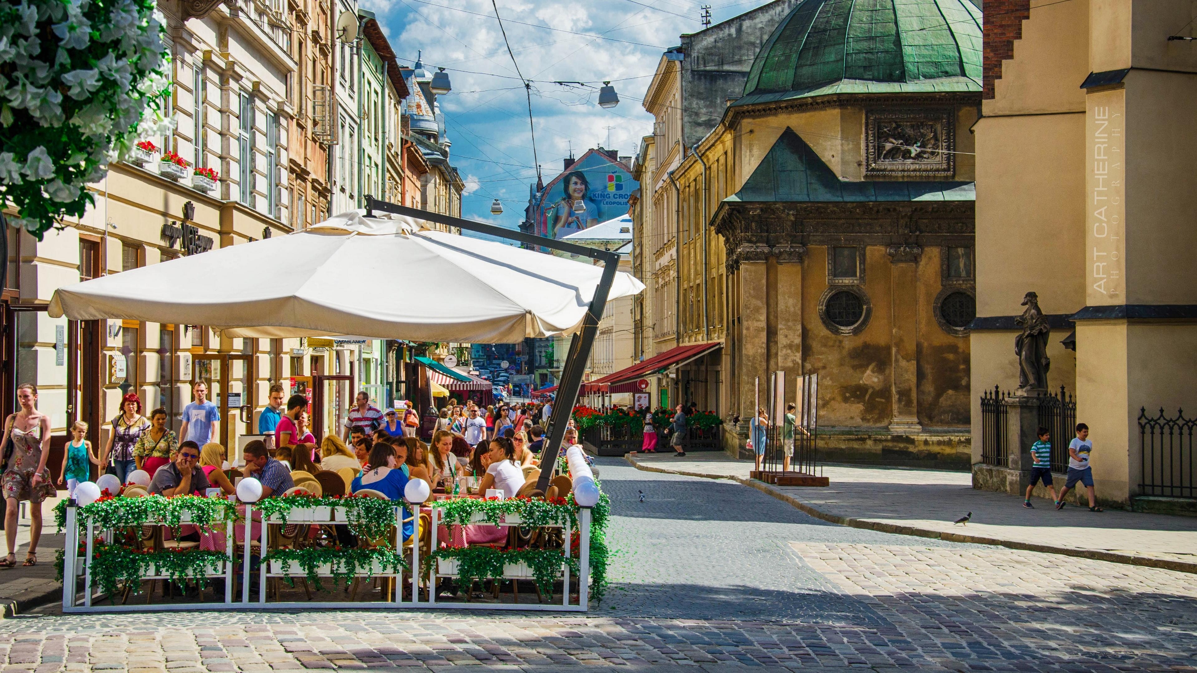 Lwiw Straßencafés, Ukraine, 4K, Hintergrundbild, 3840x2160 4K Desktop