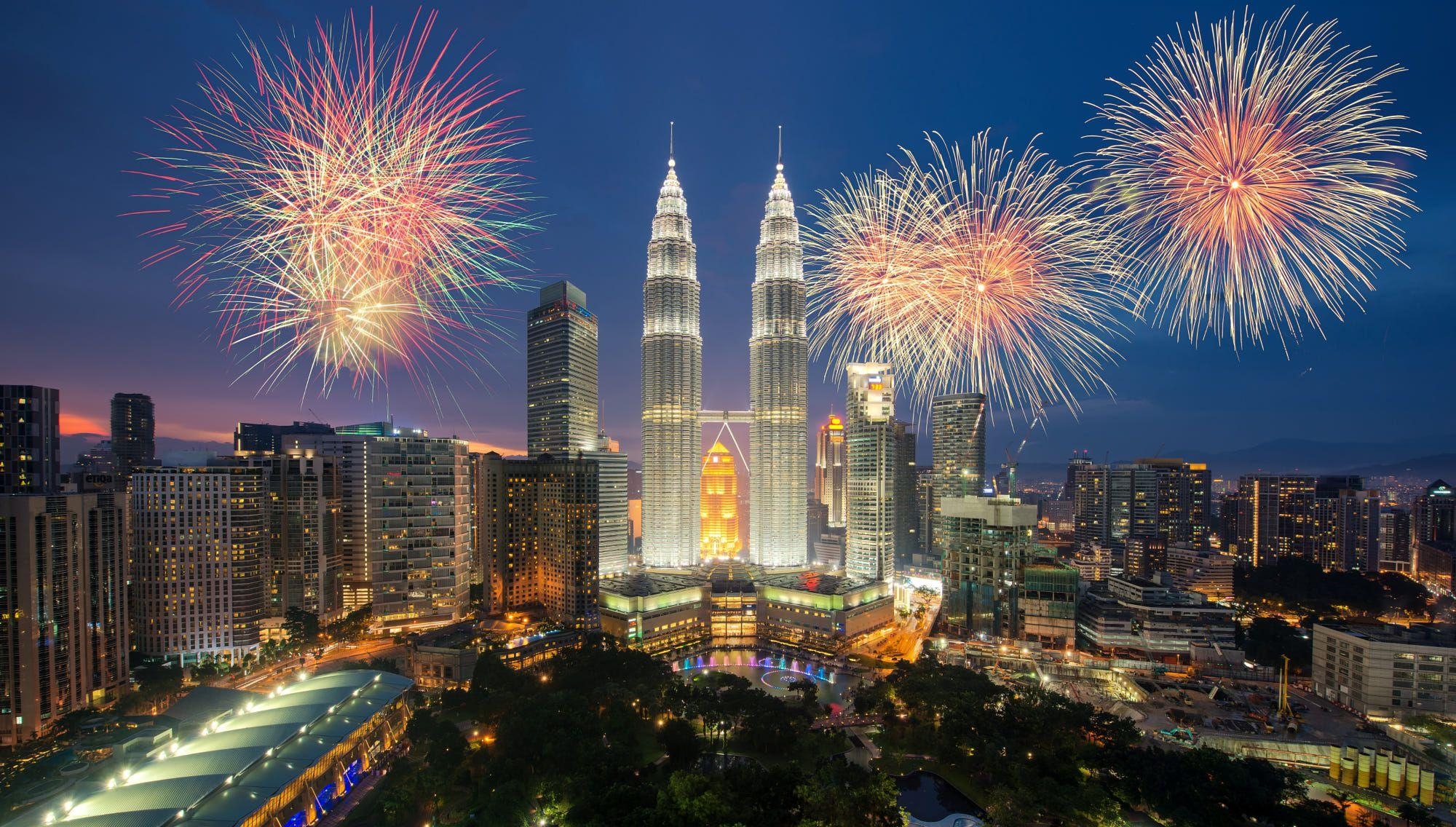 Feuerwerk, Malaysia, HD, Nacht, Hintergrund, 2000x1140 HD Desktop