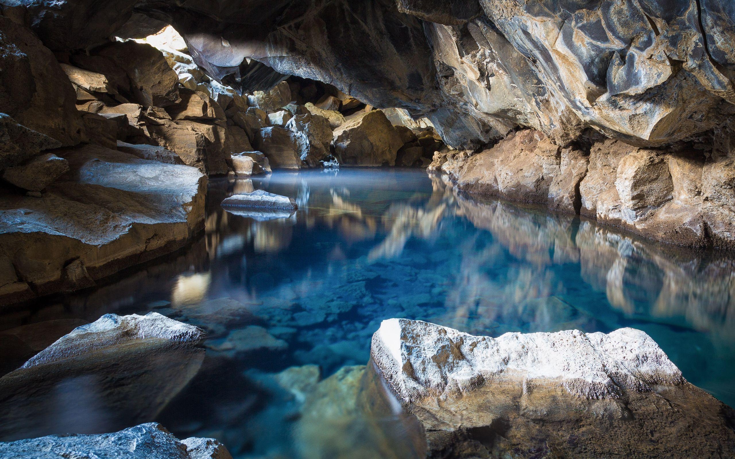 Höhlenfelsen, Fluss, Reflektion, Natur, Wasser, 2560x1600 HD Desktop