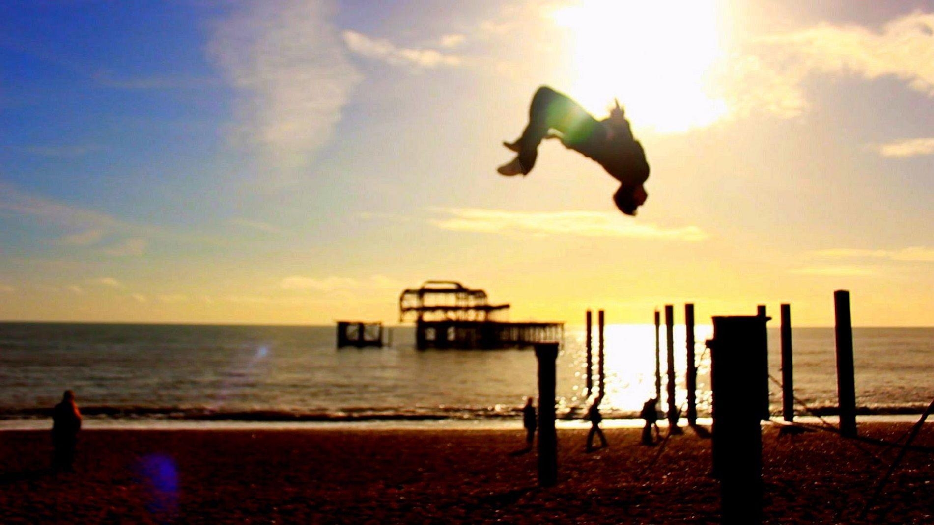 Parkour 7x1070, Action, Performance, Landschaft, Umwelt, 1910x1070 HD Desktop