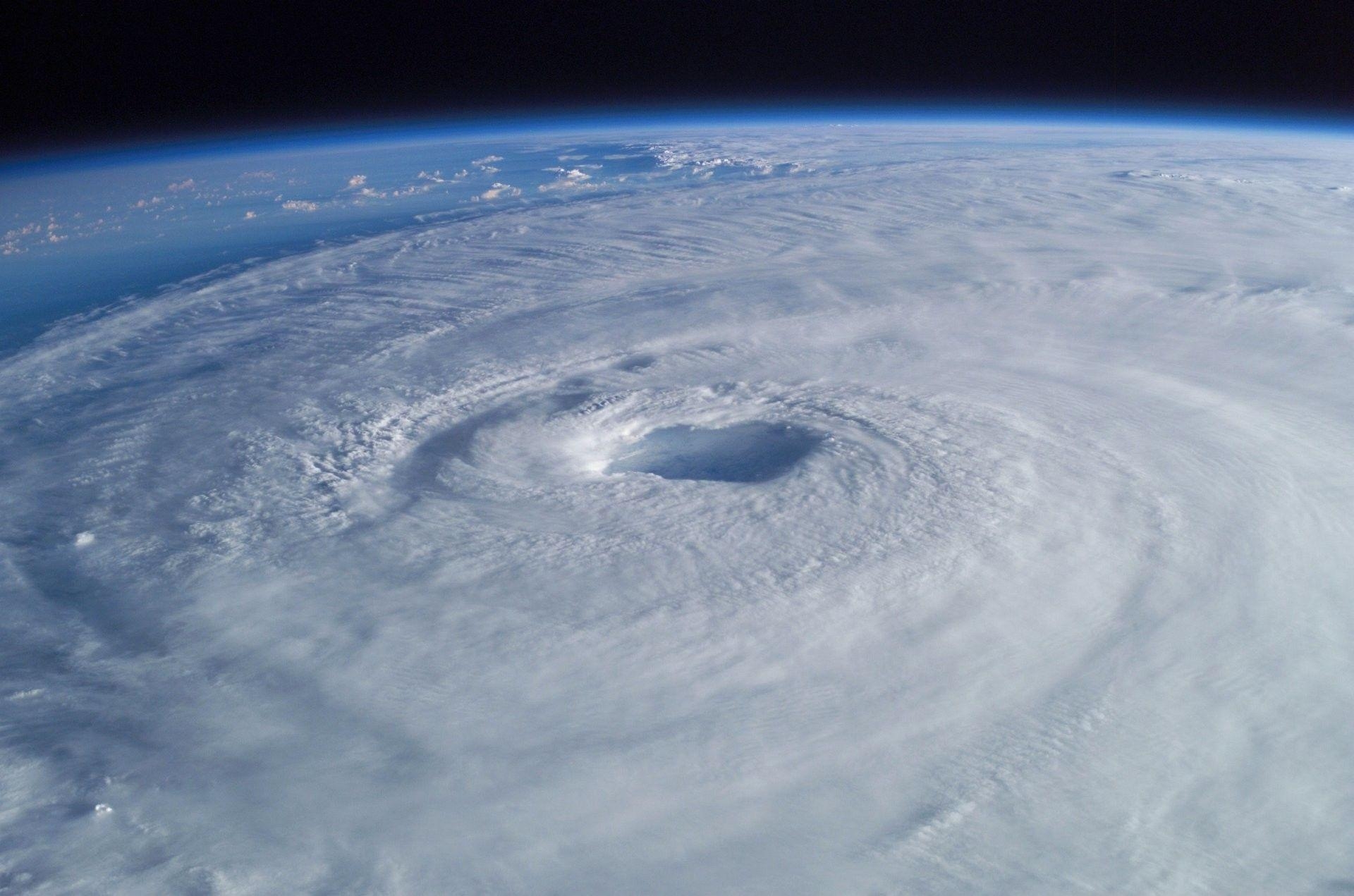 Tropensturm, Naturgewalt, Wetterphänomen, Unwetter, Klimawandel, 1920x1280 HD Desktop