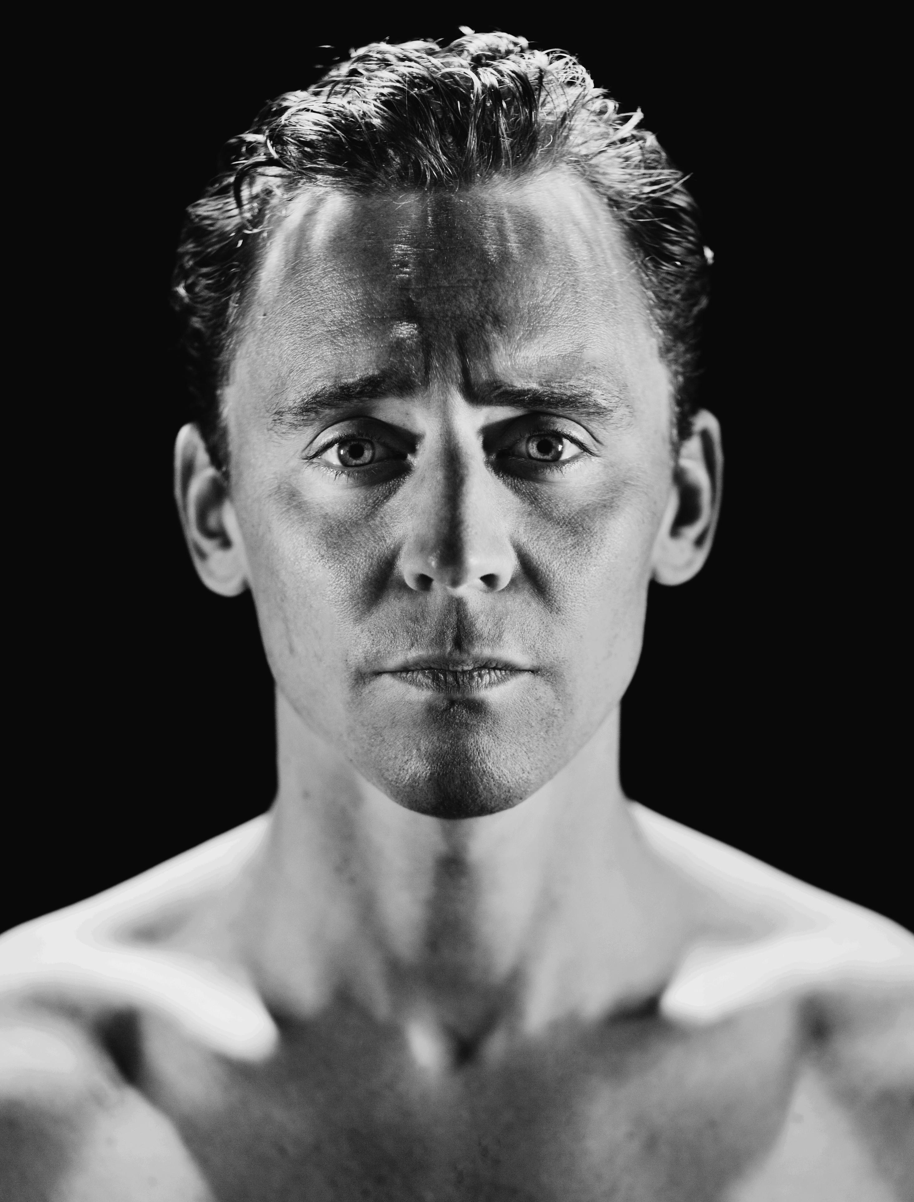 Tom Hiddleston, HD, Herunterladen, Wallpaper, Schauspieler, 2930x3850 4K Handy