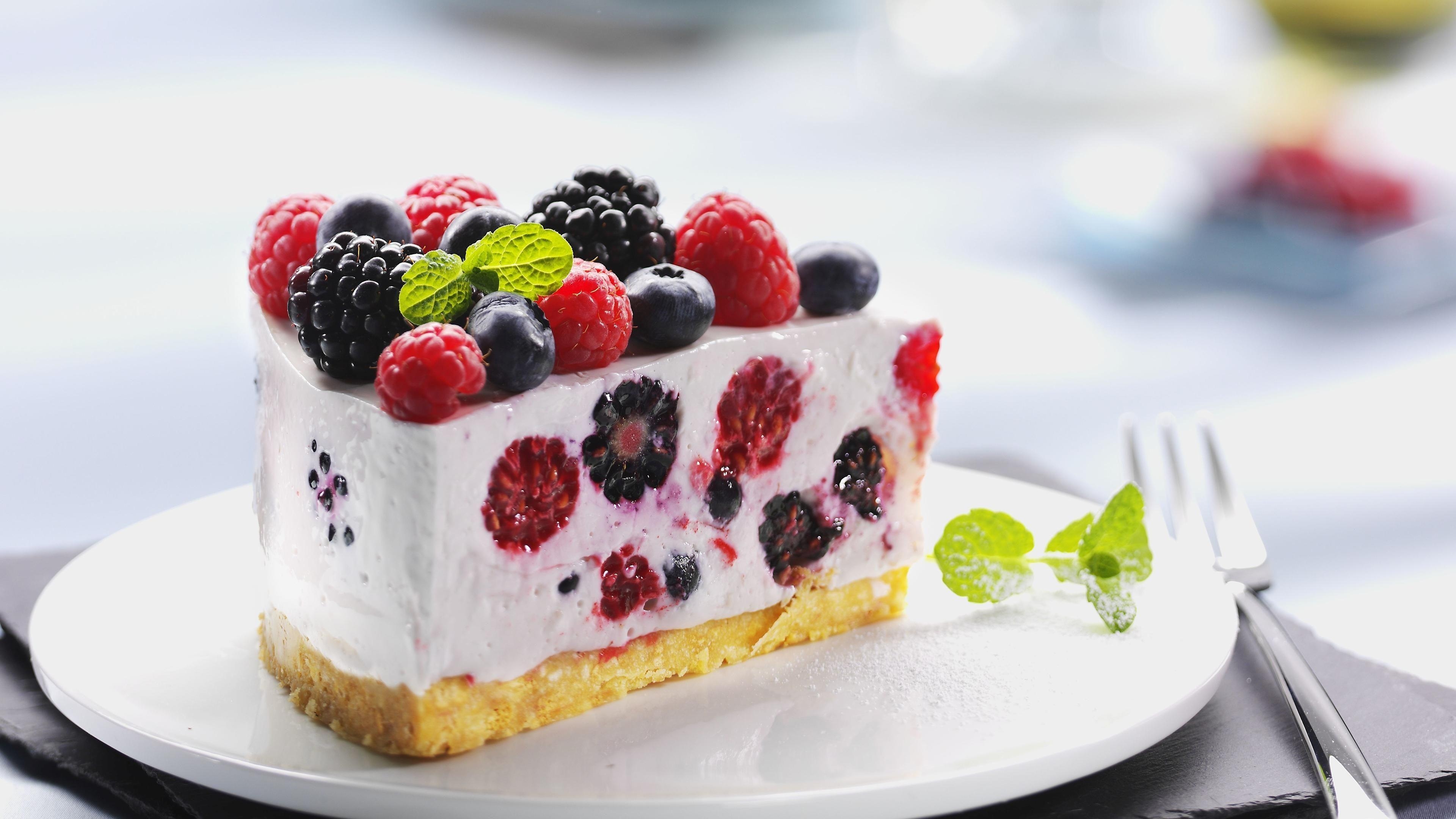 Blaubeer-Käsekuchen, Dessert, Essen, Himbeeren, Leckerei, 3840x2160 4K Desktop