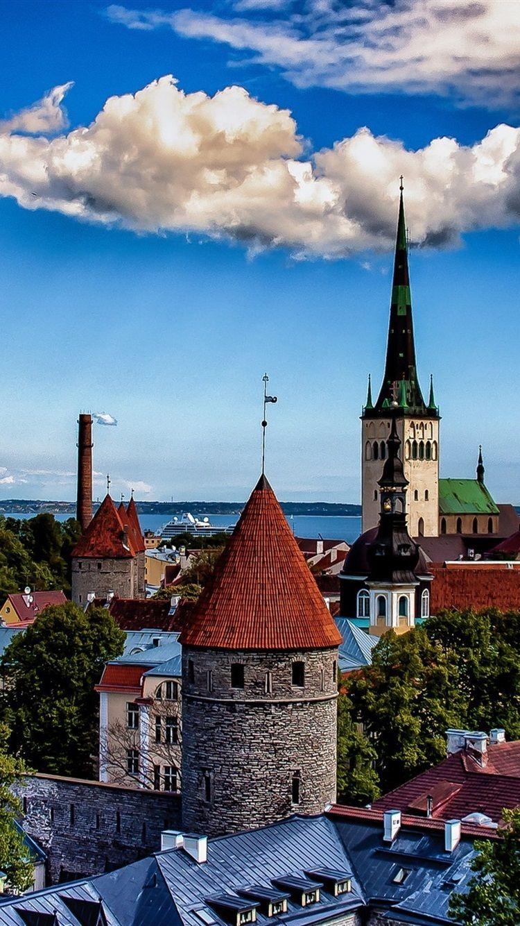 Tallinn Stadt, Wolken, Turmhäuser, Estland, Landschaft, 750x1340 HD Handy