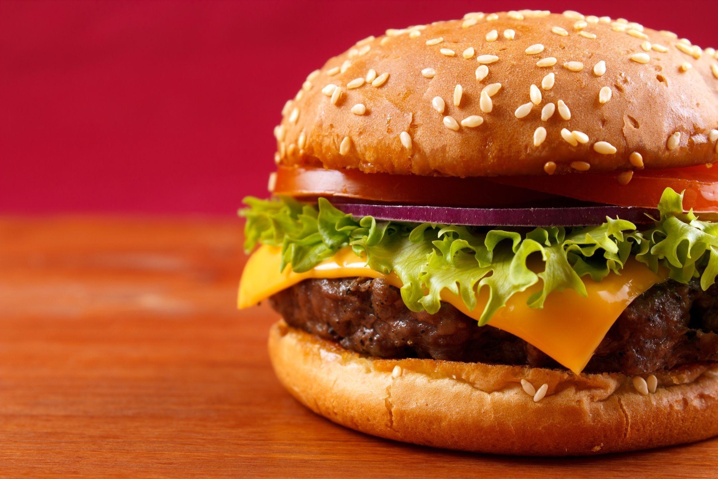 Hamburger, Fast Food, Brötchen, Kaffeemaschine, Einzelbild, 2510x1680 HD Desktop