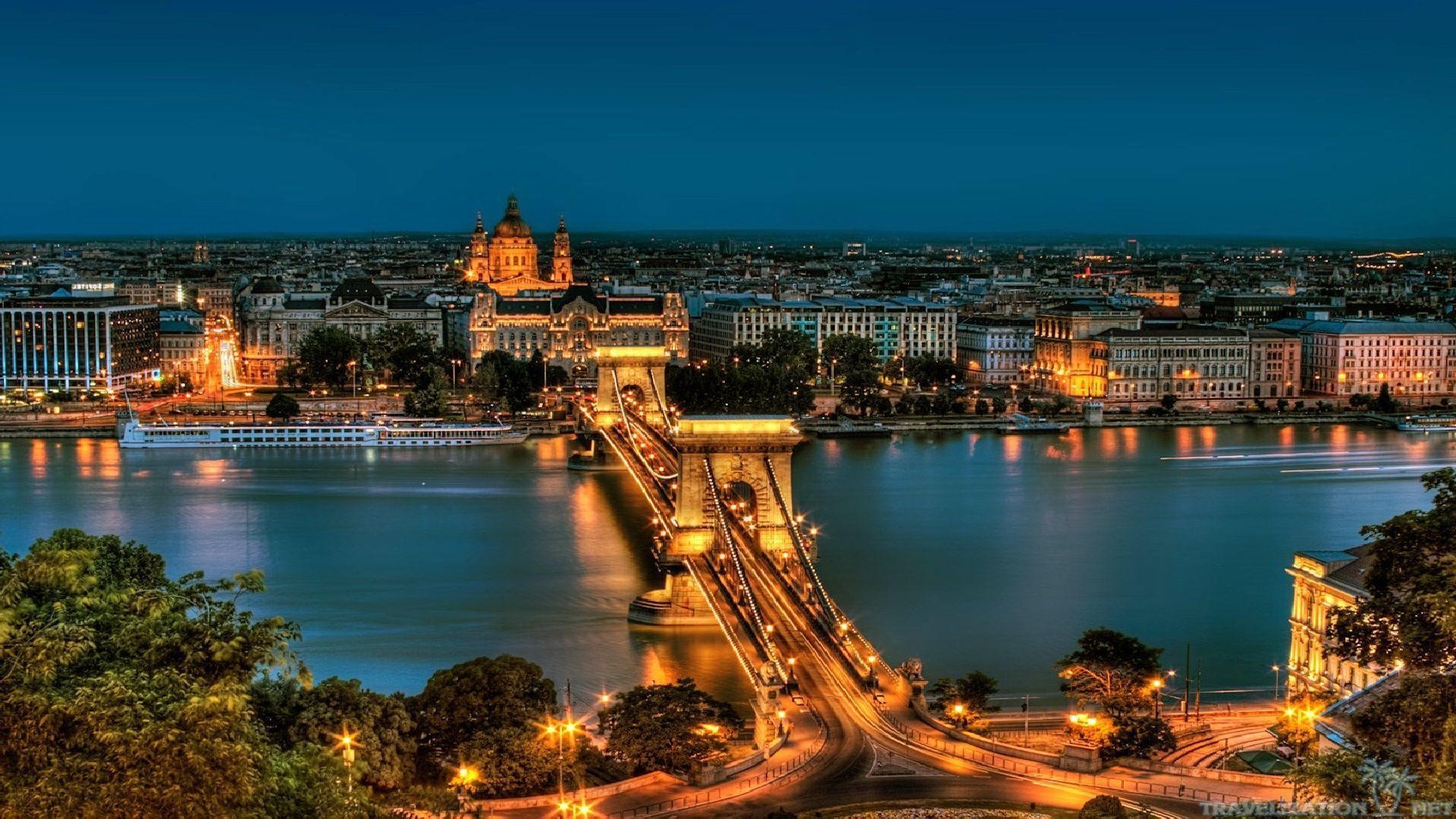 Budapest, Nachtaufnahme, Lichter, Städtetrip, Donaubrücke, 1920x1080 Full HD Desktop