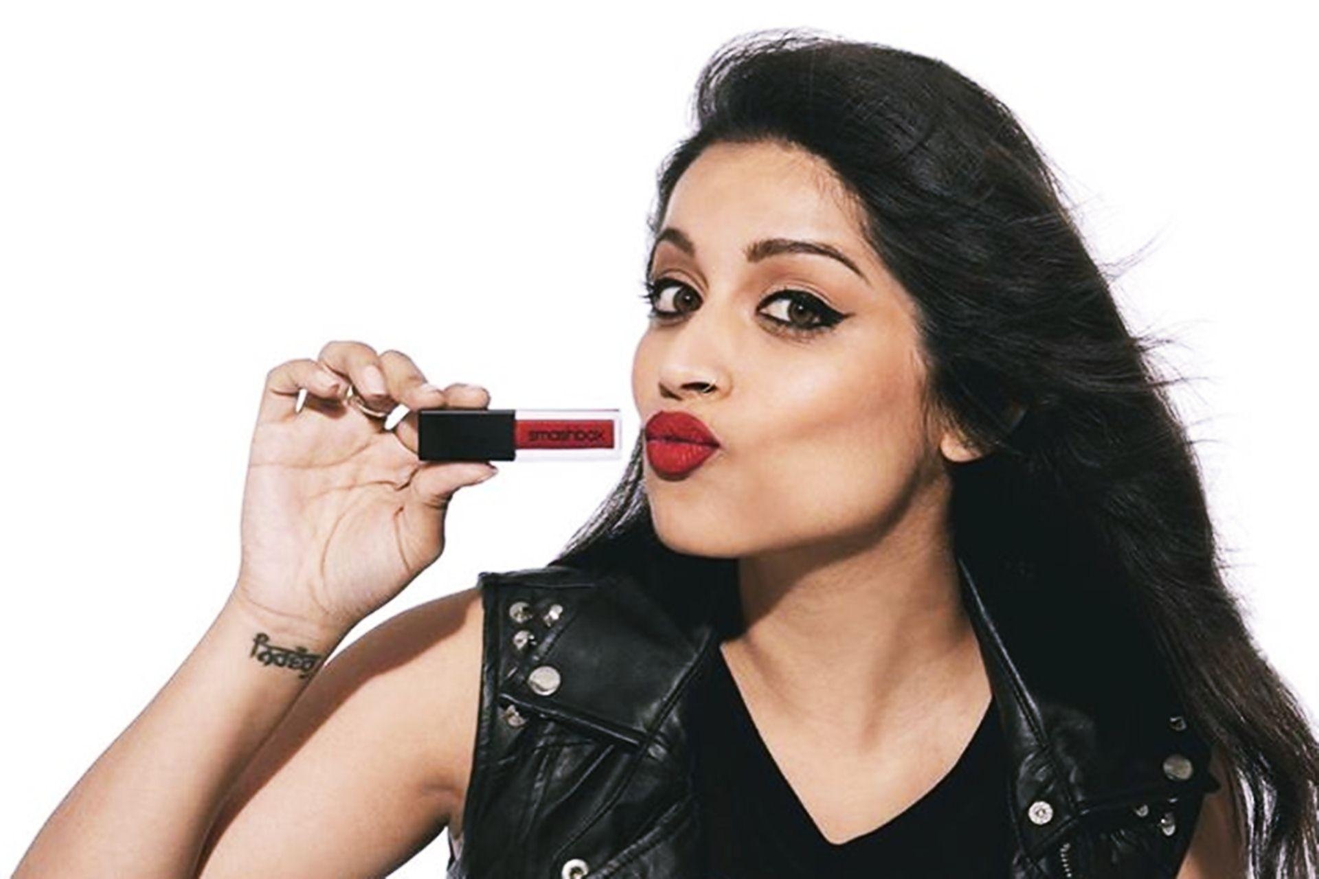 Lilly Singh, Lustig, Hintergrund, Medienpersönlichkeit, Influencerin, 1920x1280 HD Desktop