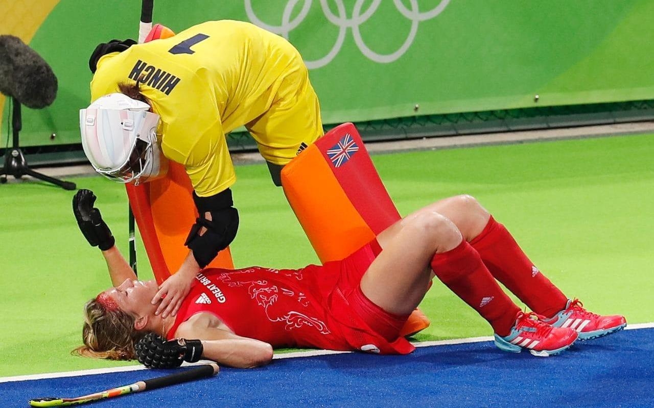 Feldhockey, Spieler, Blut, Brutalität, Sport, 1280x800 HD Desktop