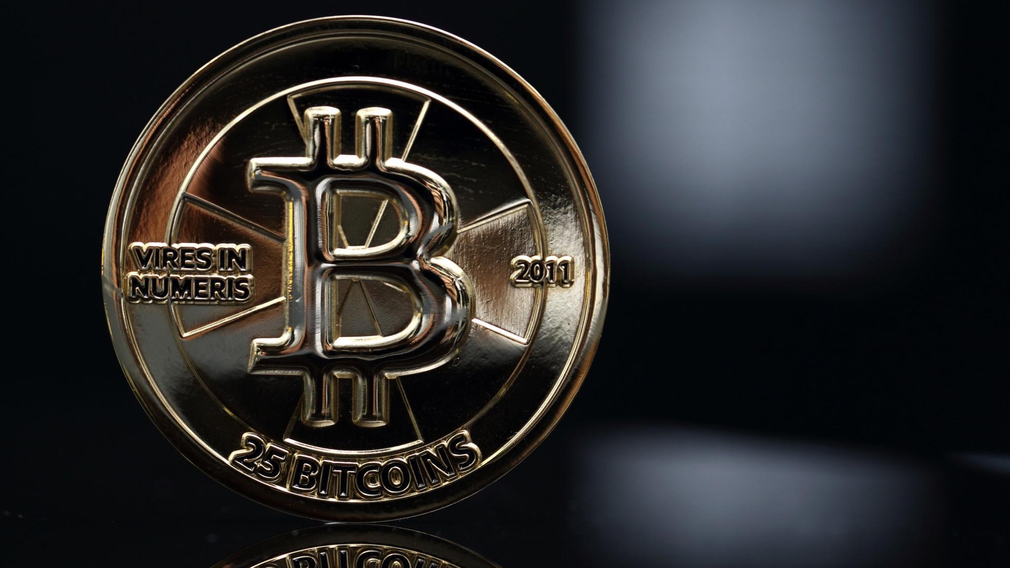 Bitcoin, Bild, Hintergrund, Kryptowährung, digital, 2050x1160 HD Desktop