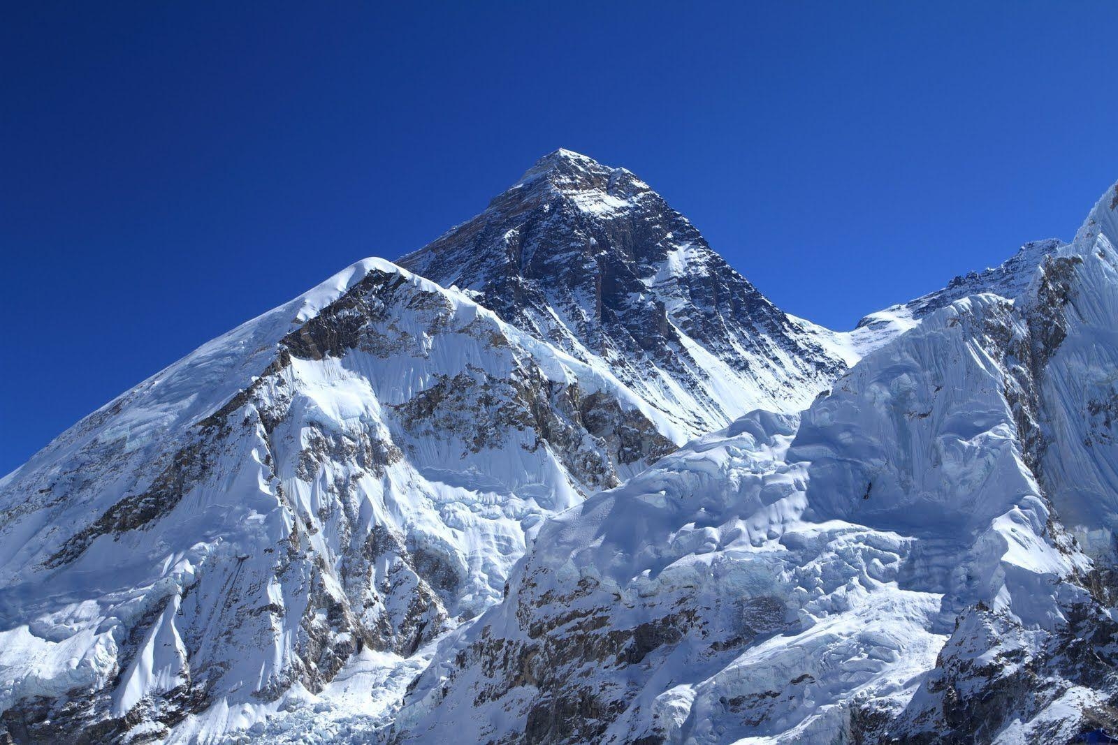 Mount Everest, Hintergrund, Schnee, Nepal, Majestätisch, 1600x1070 HD Desktop