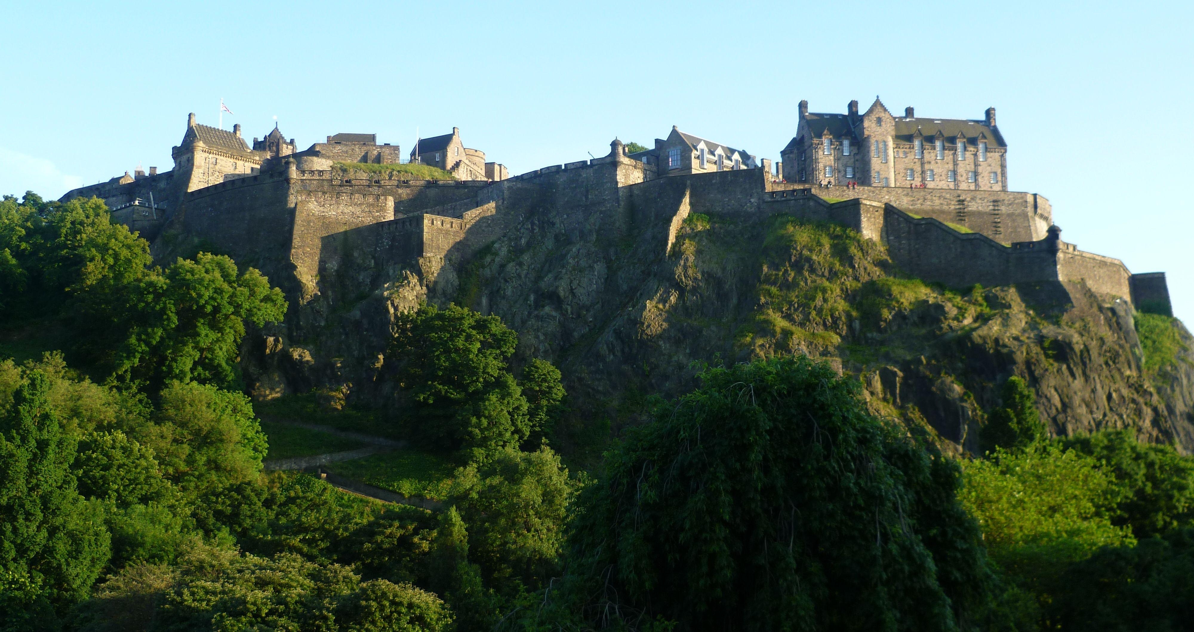 Edinburgh Castle, Beliebte Ansicht, Tourismus, Schottland, 4000x2120 4K Desktop