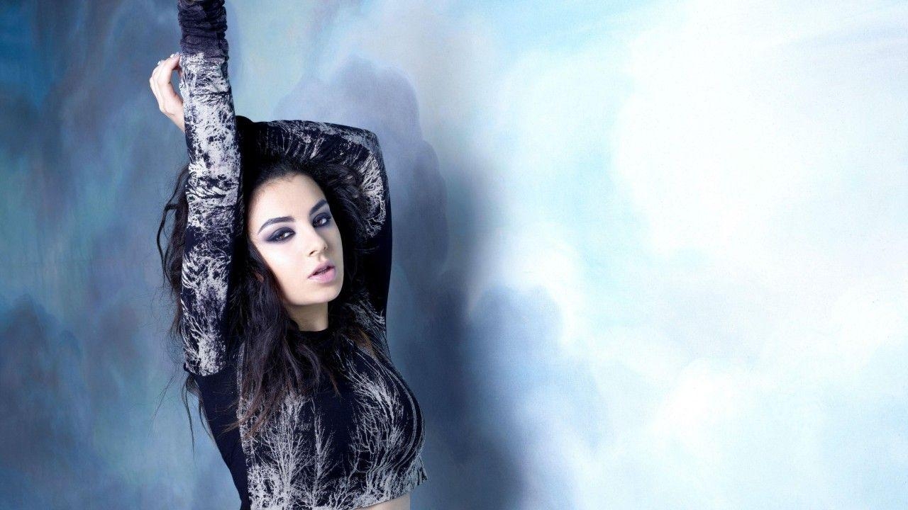 Charli XCX, 4K, Prominente, Sängerin, Hintergrund, 1280x720 HD Desktop