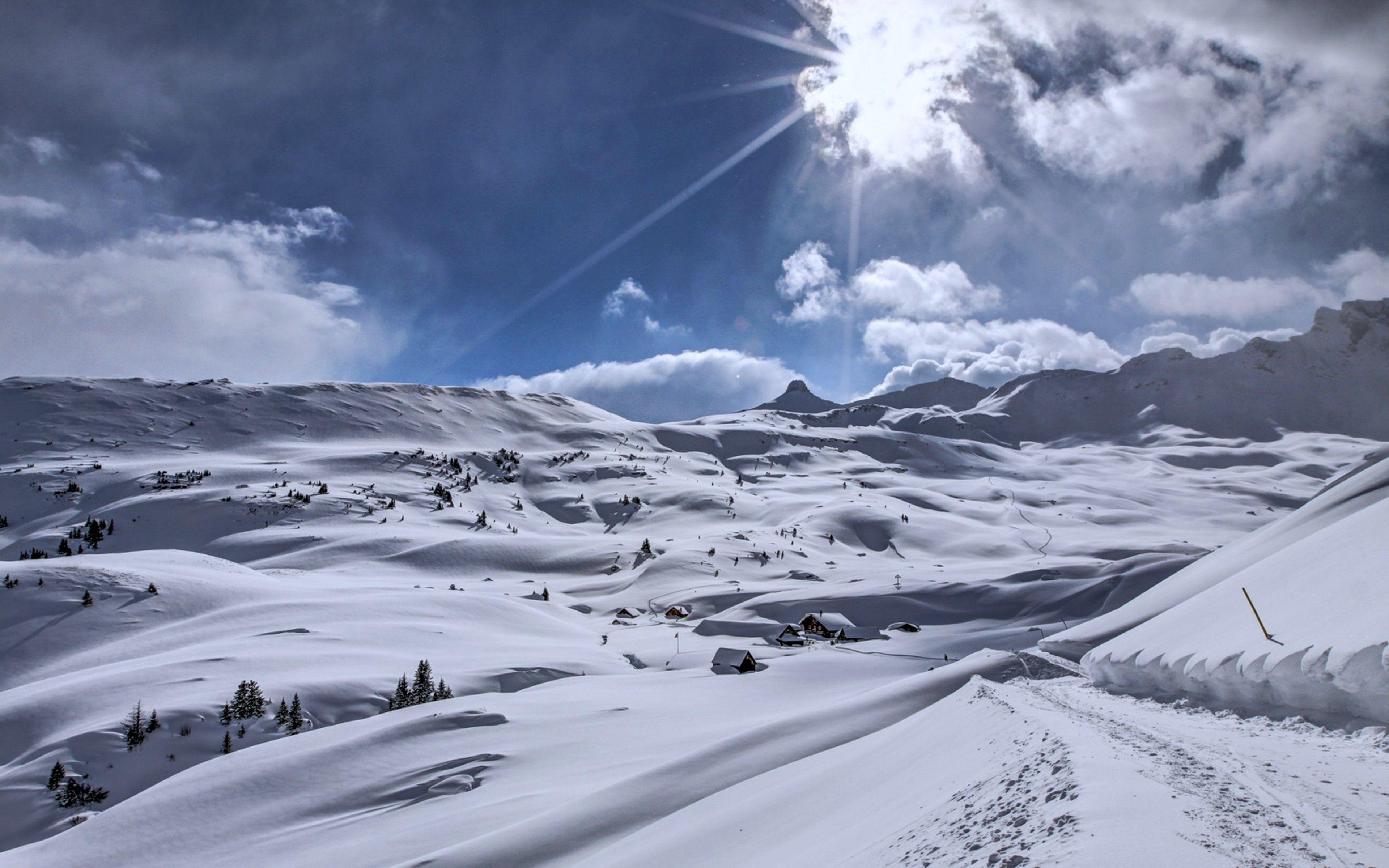 Hügel, Schnee, Häuser, Winter, Kalte Berge, 3840x2400 4K Desktop