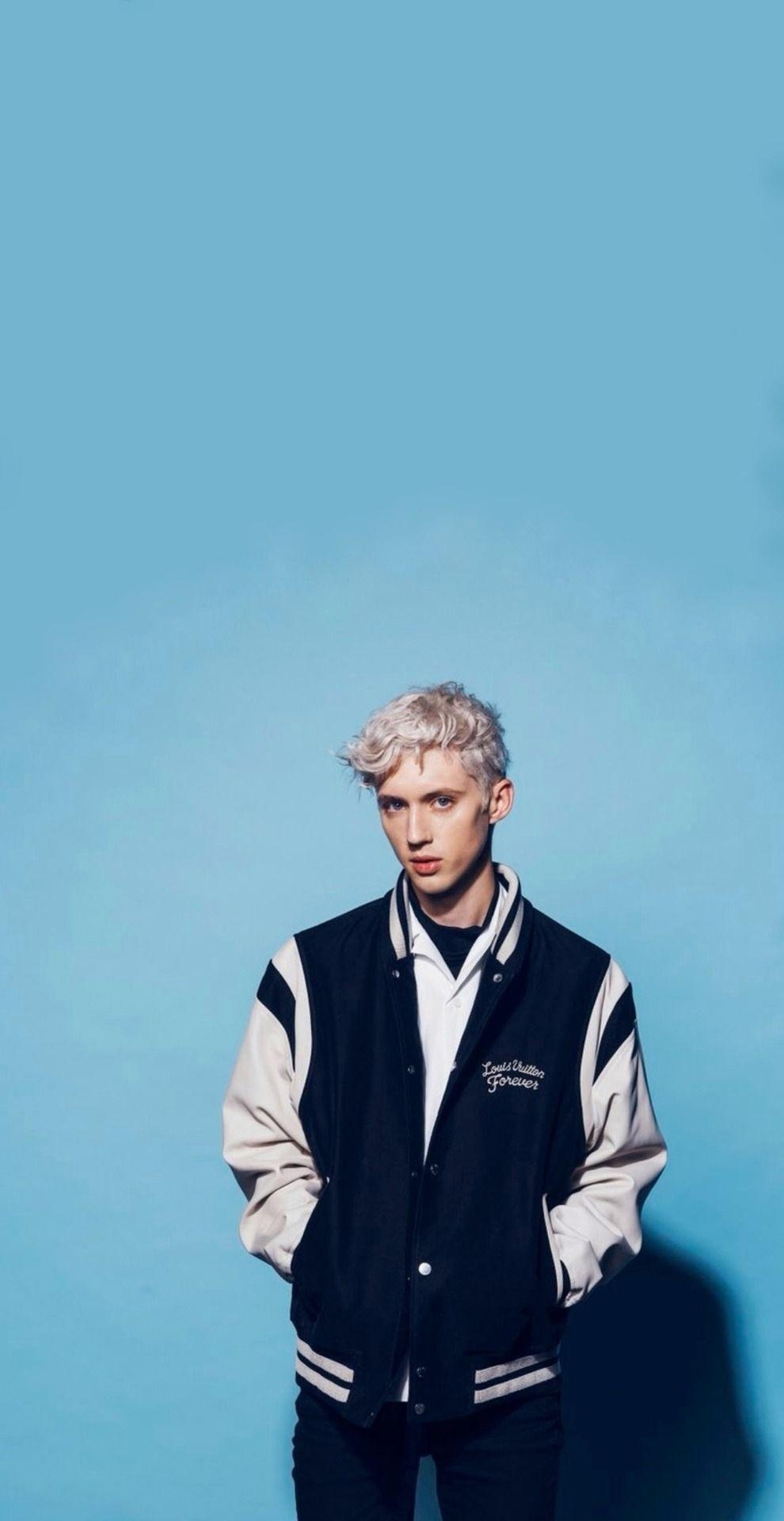 Troye Sivan, Homescreen, Lockscreen, Wallpaper, Musik, 990x1920 HD Handy