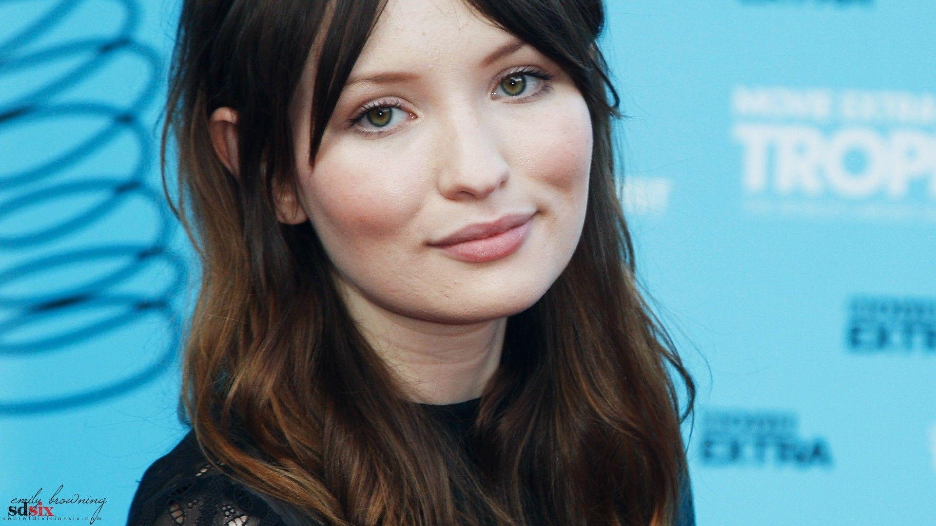 Emily Browning, Berühmtheit, HQ, Bild, Schauspielerin, 1920x1080 Full HD Desktop