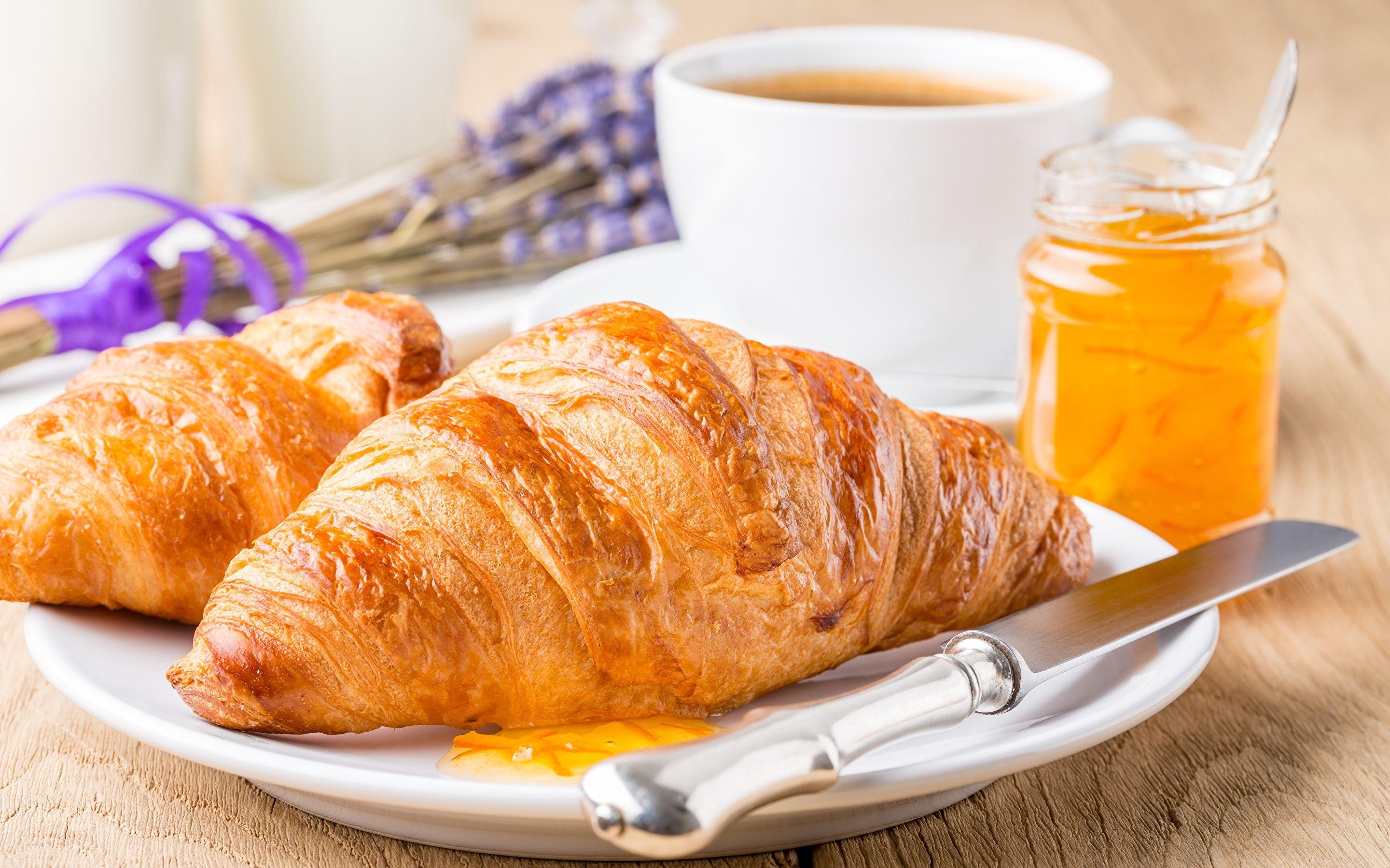 Croissant, Schreibtisch, Bild, Gebäck, Frühstück, 2880x1800 HD Desktop