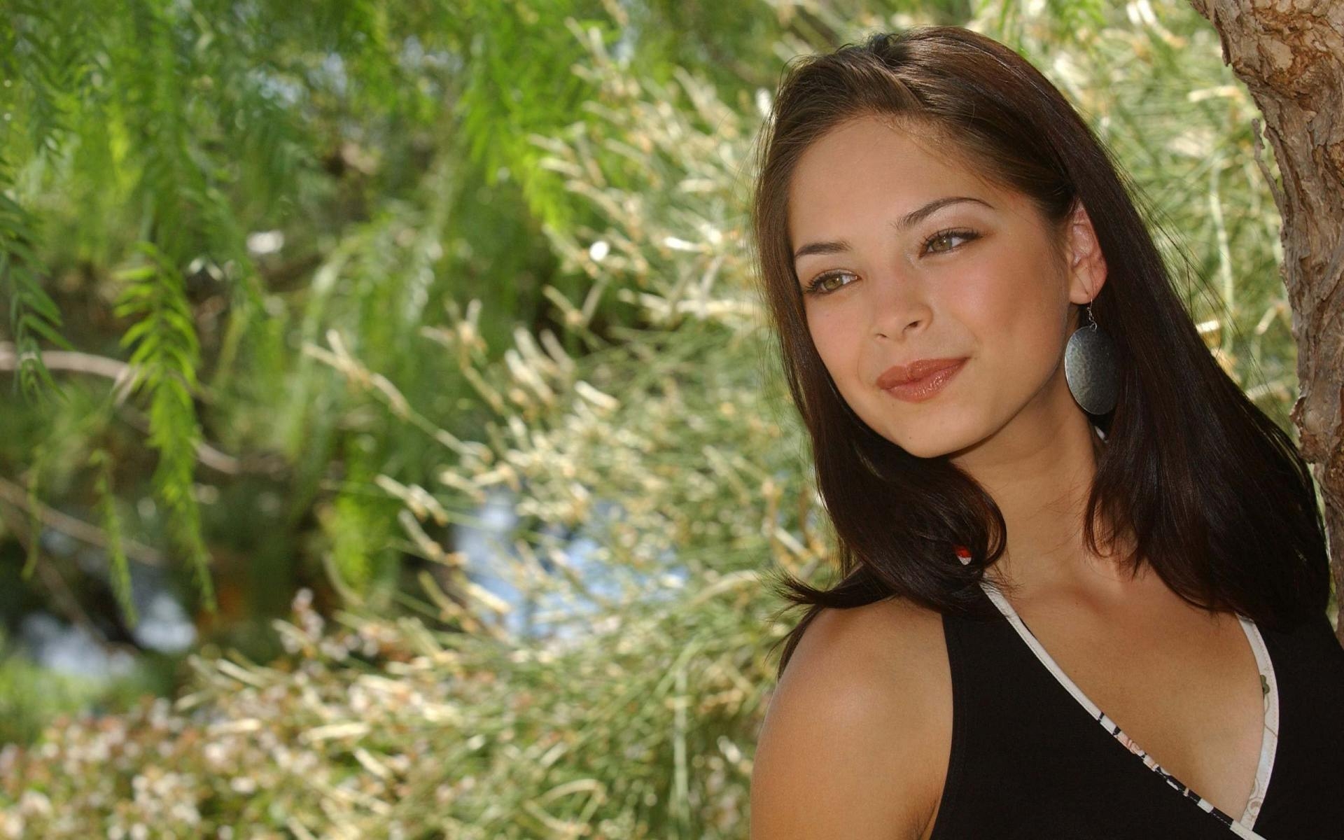 Kristin Kreuk, Lächeln, Bild, Hintergrund, Schauspielerin, 1920x1200 HD Desktop