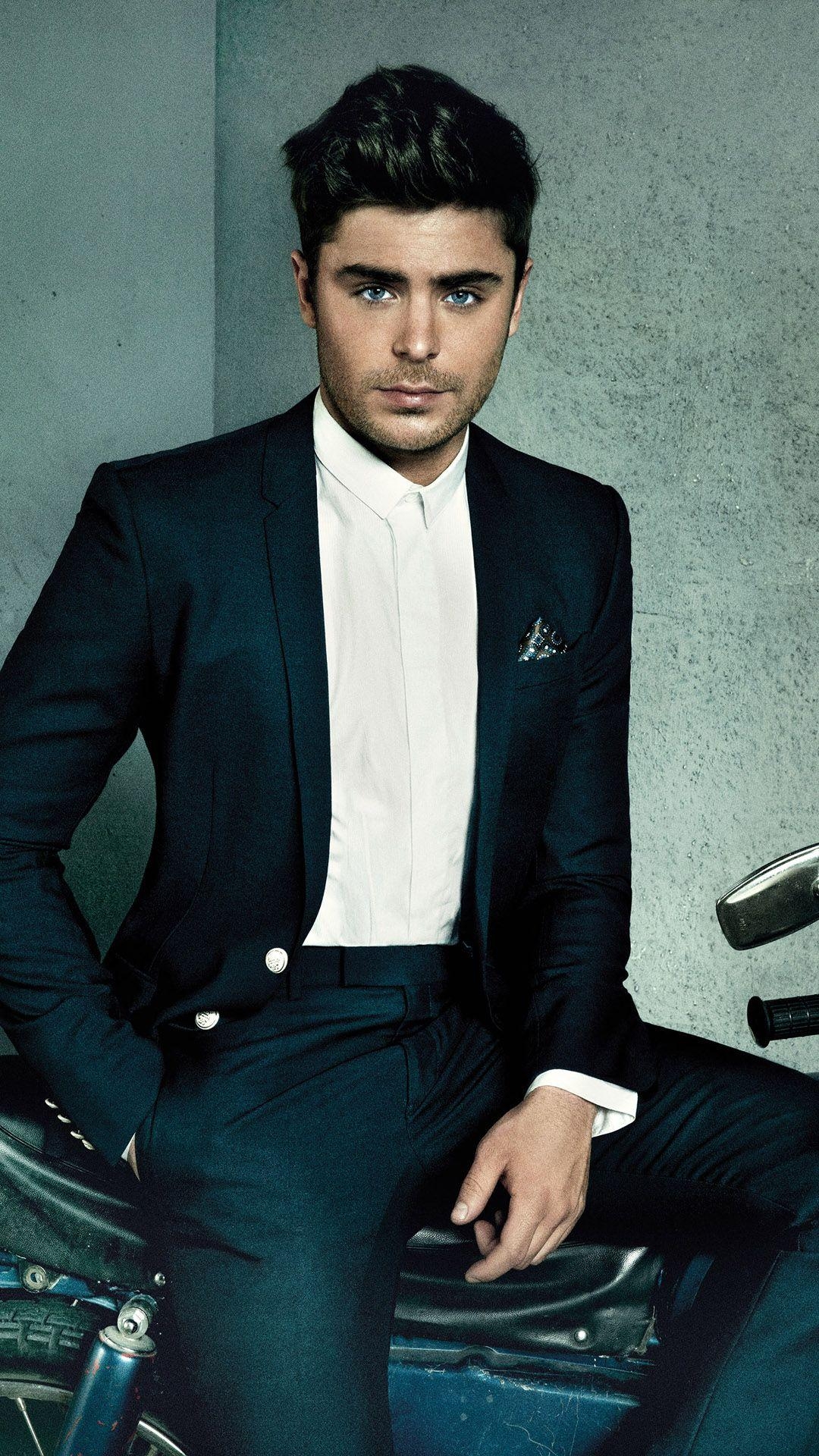 Zac Efron, Motorrad, HTC One, Hintergrund, Schauspieler, 1080x1920 Full HD Handy