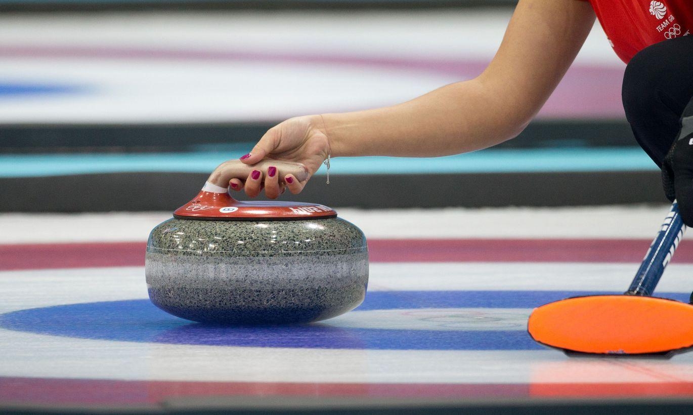 Curling, HD Hintergrund, Sport, Winterspiele, Eis, 1370x820 HD Desktop