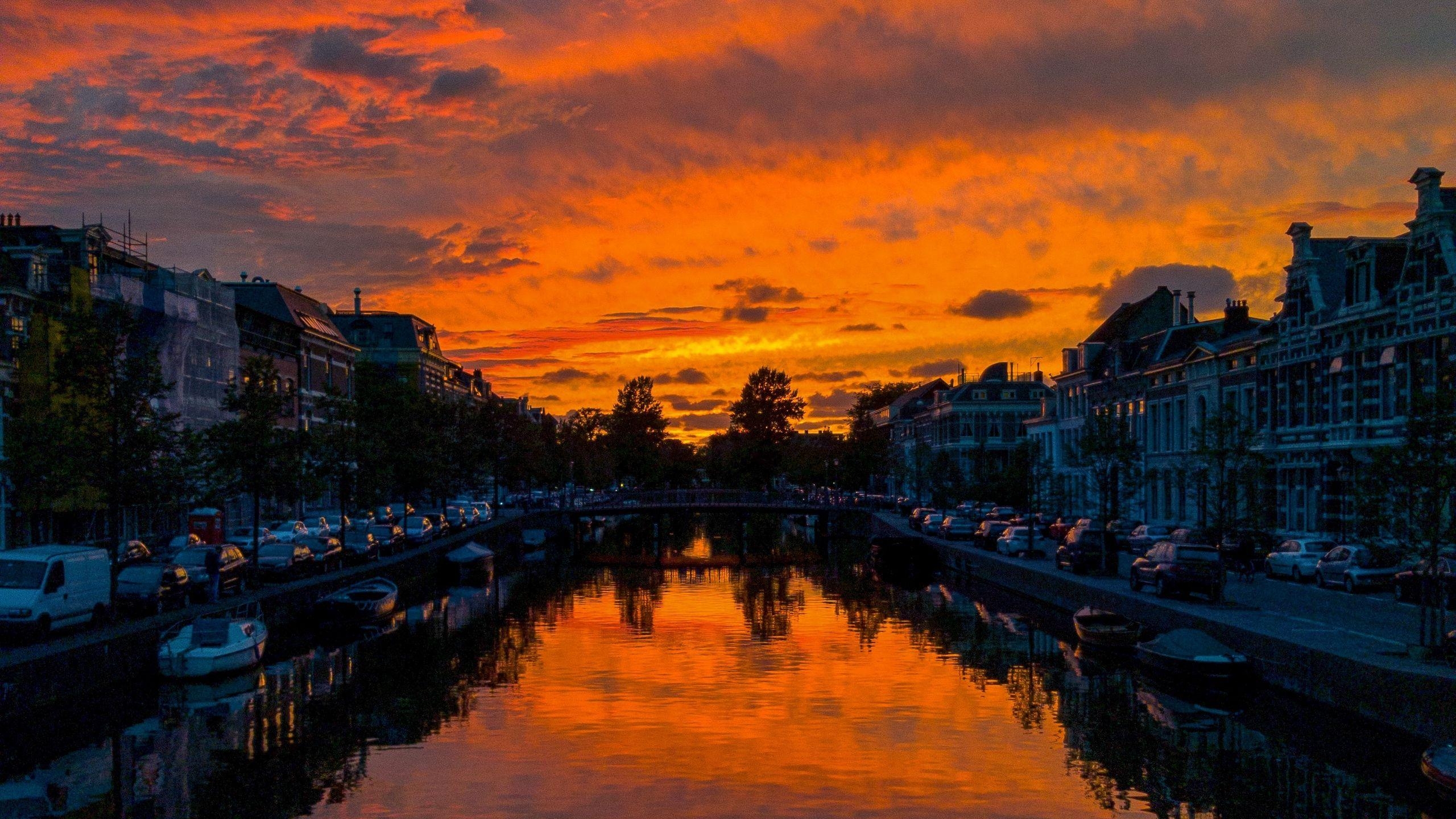 Fluss, Sonnenuntergang, Kanal, Stadt, Schönheit, 2560x1440 HD Desktop