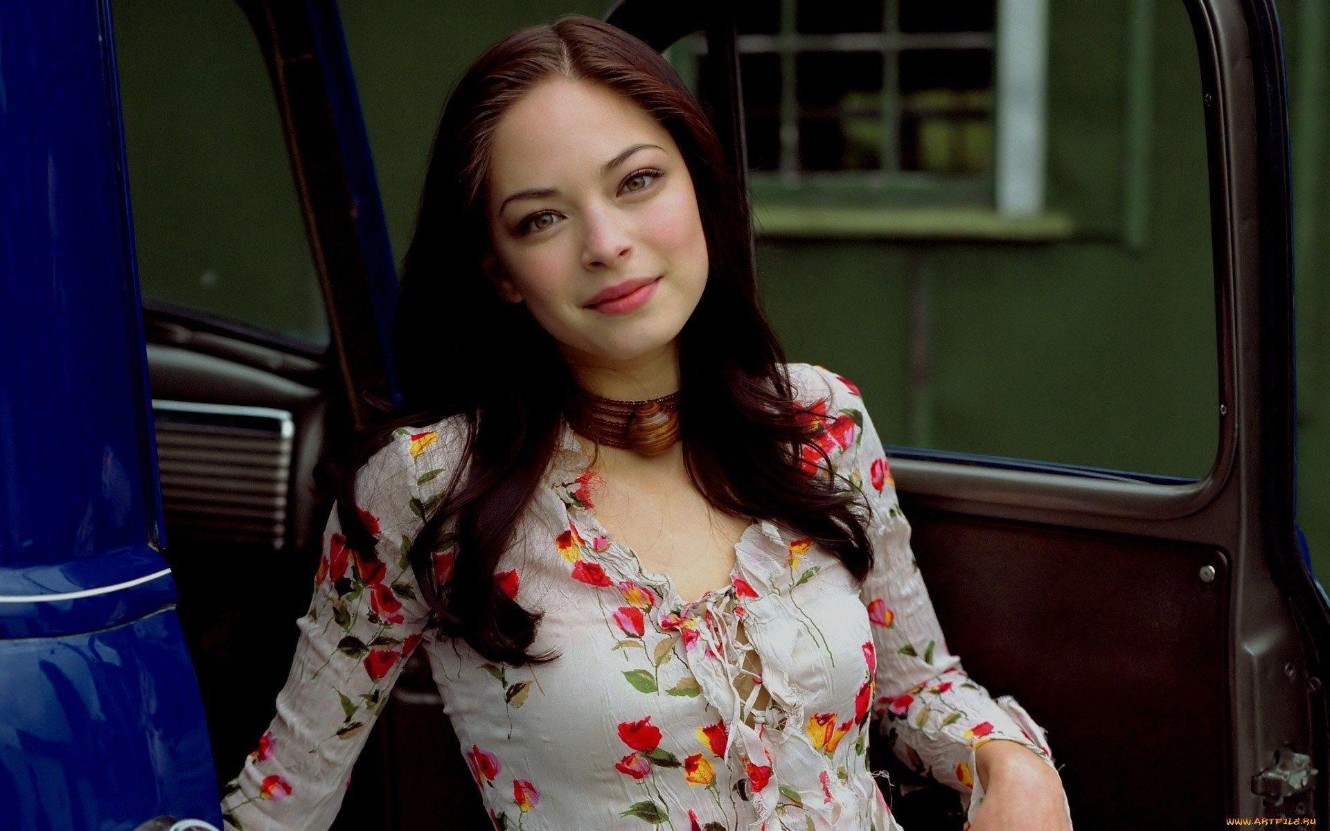 Kristin Kreuk, Wallpaper, TV-Serien, Kanadisch, Schauspielerin, 1920x1200 HD Desktop