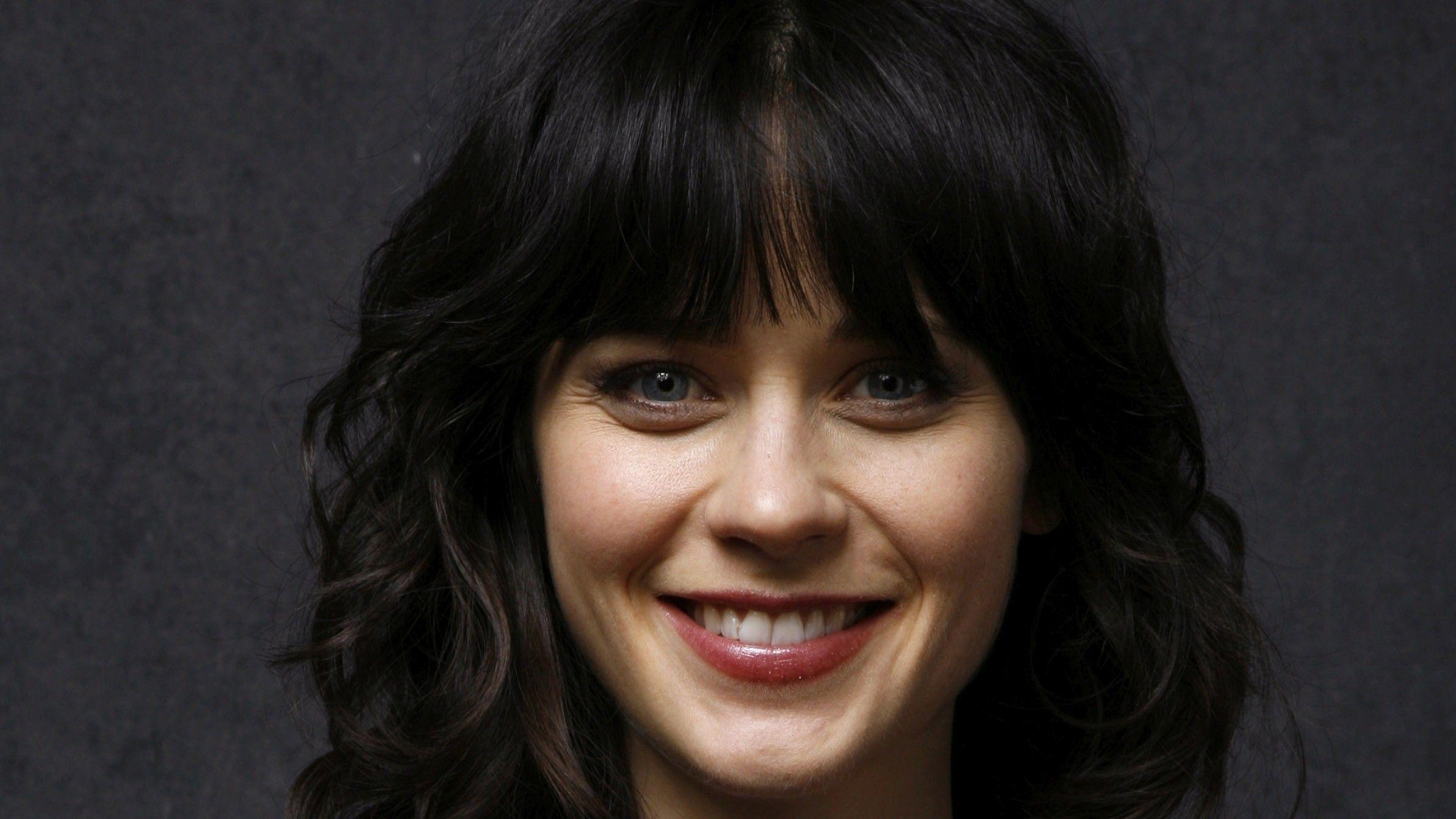 Zooey Deschanel, HD, Hollywood, Berühmtheit, Schauspielerin, 2390x1350 HD Desktop