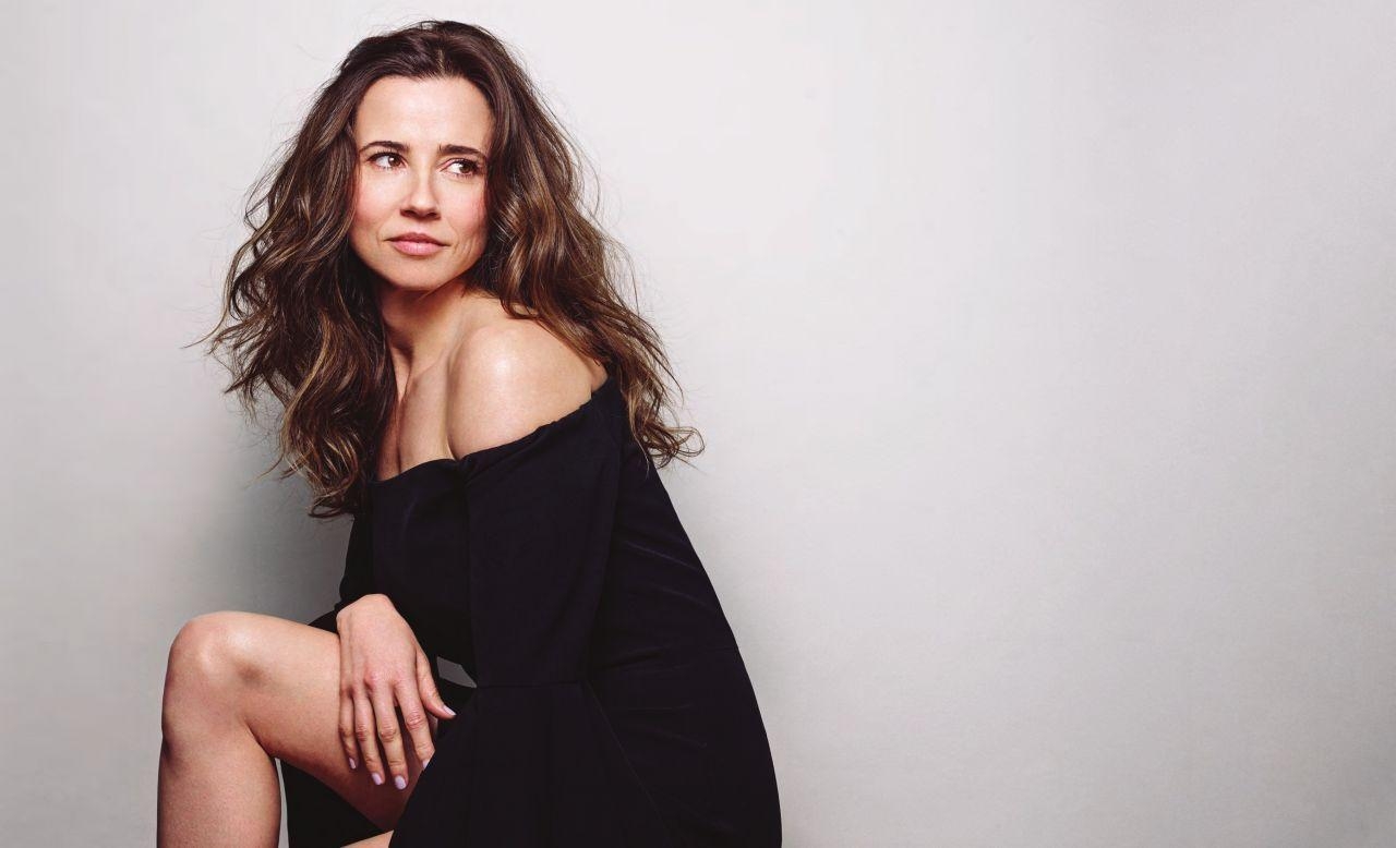 Linda Cardellini, Fotoshooting, Schauspielerin, Film, Porträt, 1280x780 HD Desktop