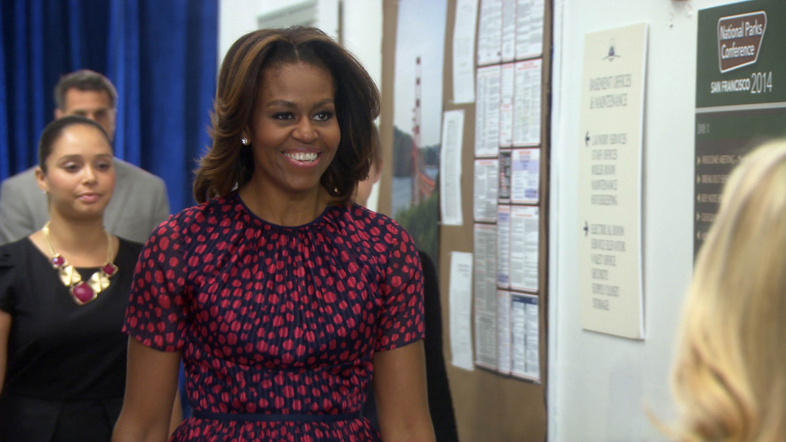 Michelle Obama, Parks, Recreation, stark, Porträt, 2560x1440 HD Desktop