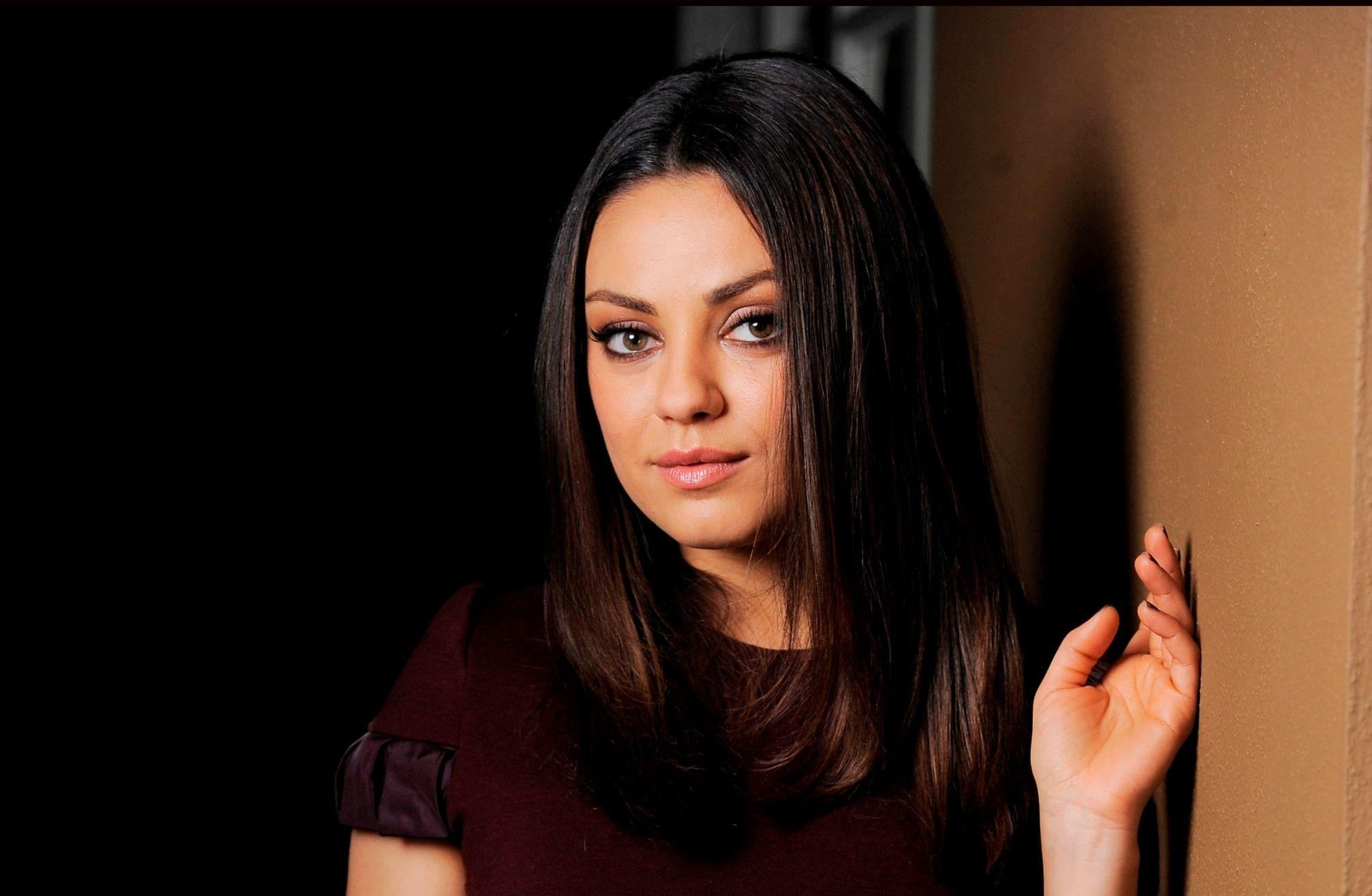 Mila Kunis, 18 x 1313, Schauspielerin, Bild, 2010x1320 HD Desktop