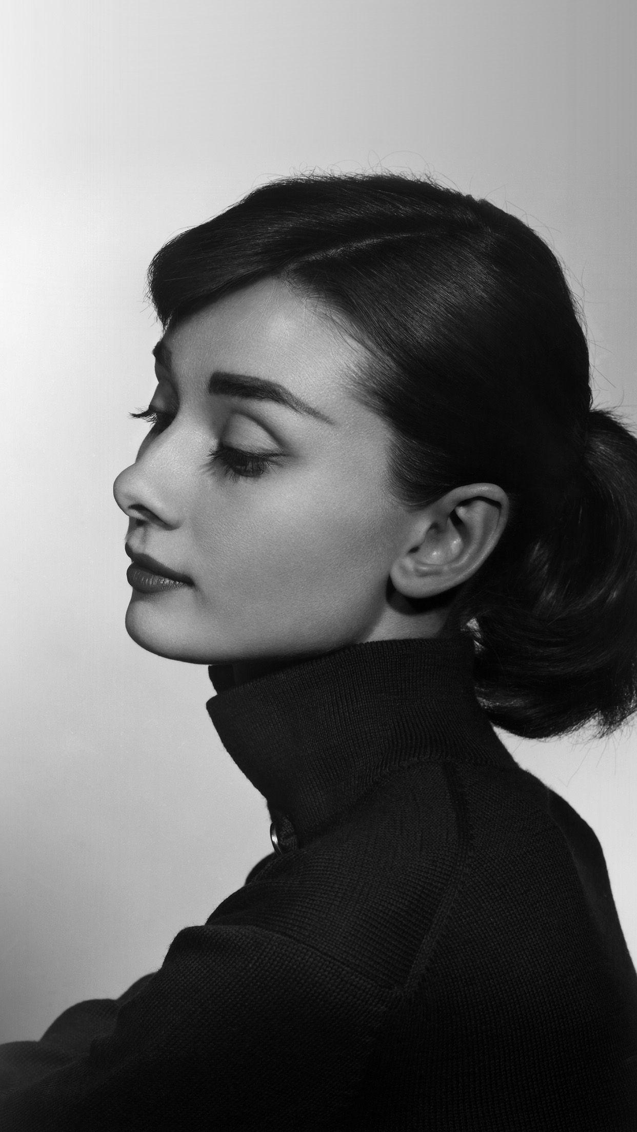 iPhone7, Audrey Hepburn, Wallpaper, Hollywood, Glamour, 1250x2210 HD Handy