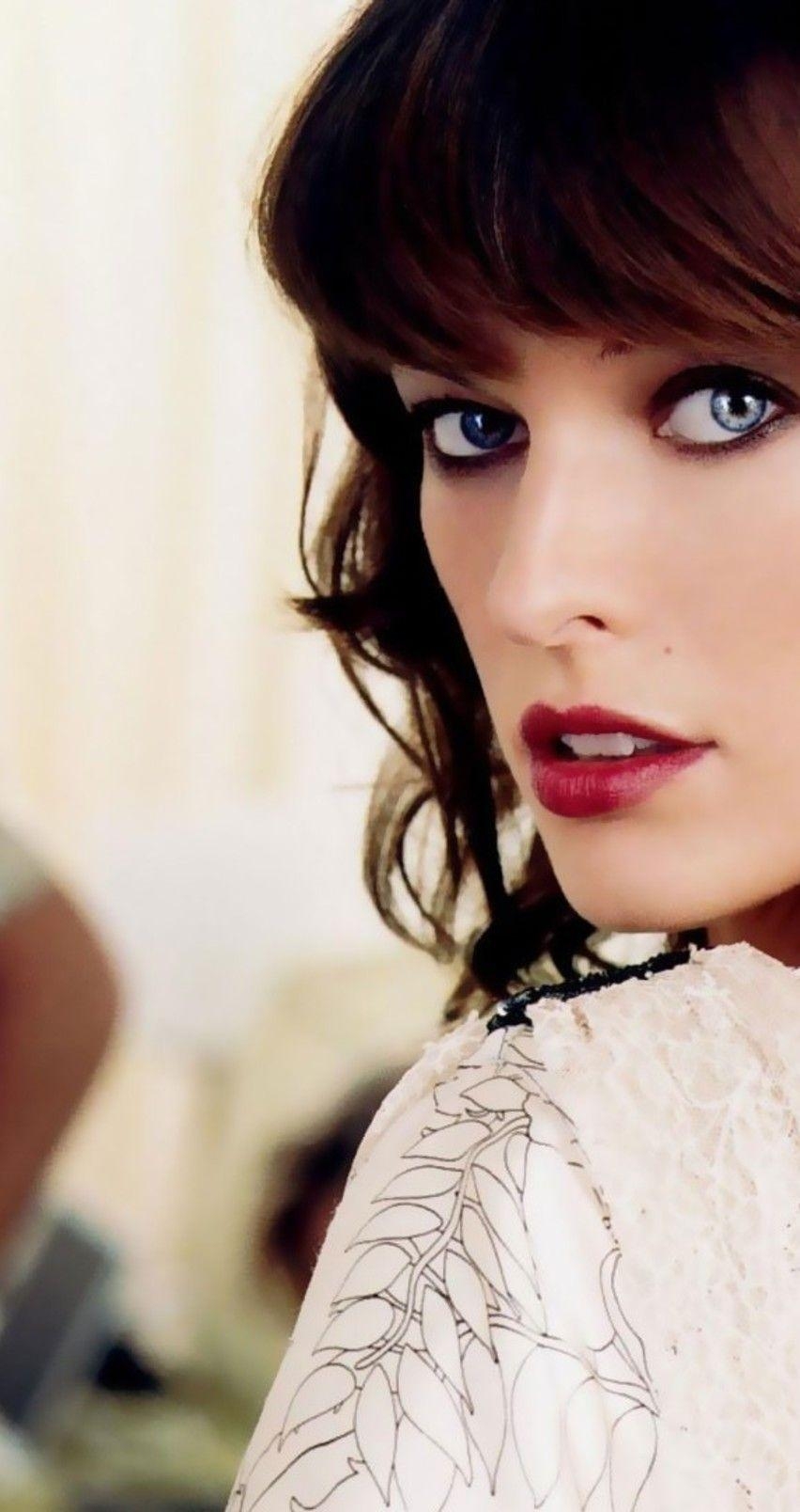 Milla Jovovich, Download, Filme, Schauspielerin, Wallpaper, 860x1610 HD Handy