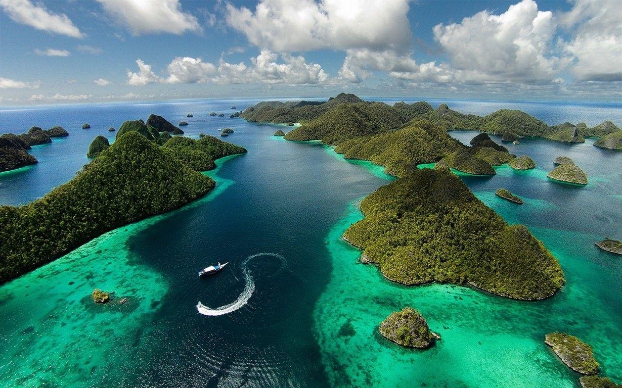 Indonesien, Raja Ampat, Luftaufnahme, Landschaft, Wolken, 1230x770 HD Desktop