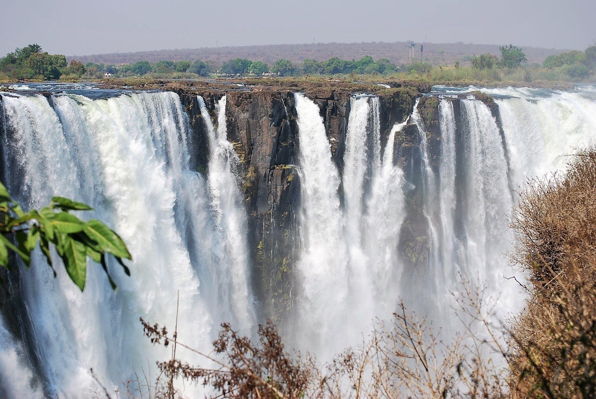 Mosi-oa-Tunya, Vic Falls, Naturwunder, Afrika, Wasserfall, 1940x1300 HD Desktop