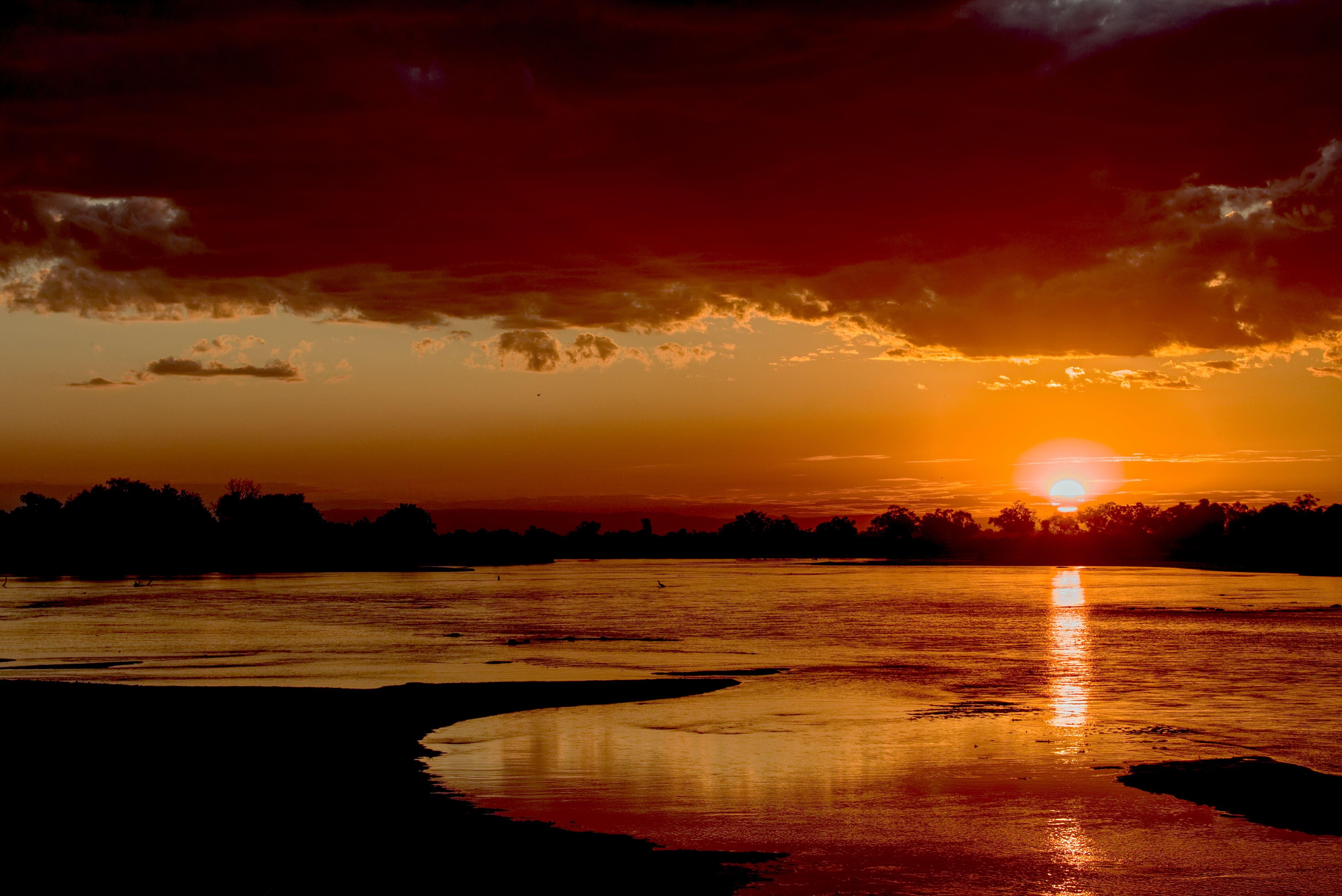 Luangwa Fluss, Sonnenuntergang, Zambia, Fotografie, Landschaft, 5500x3670 4K Desktop