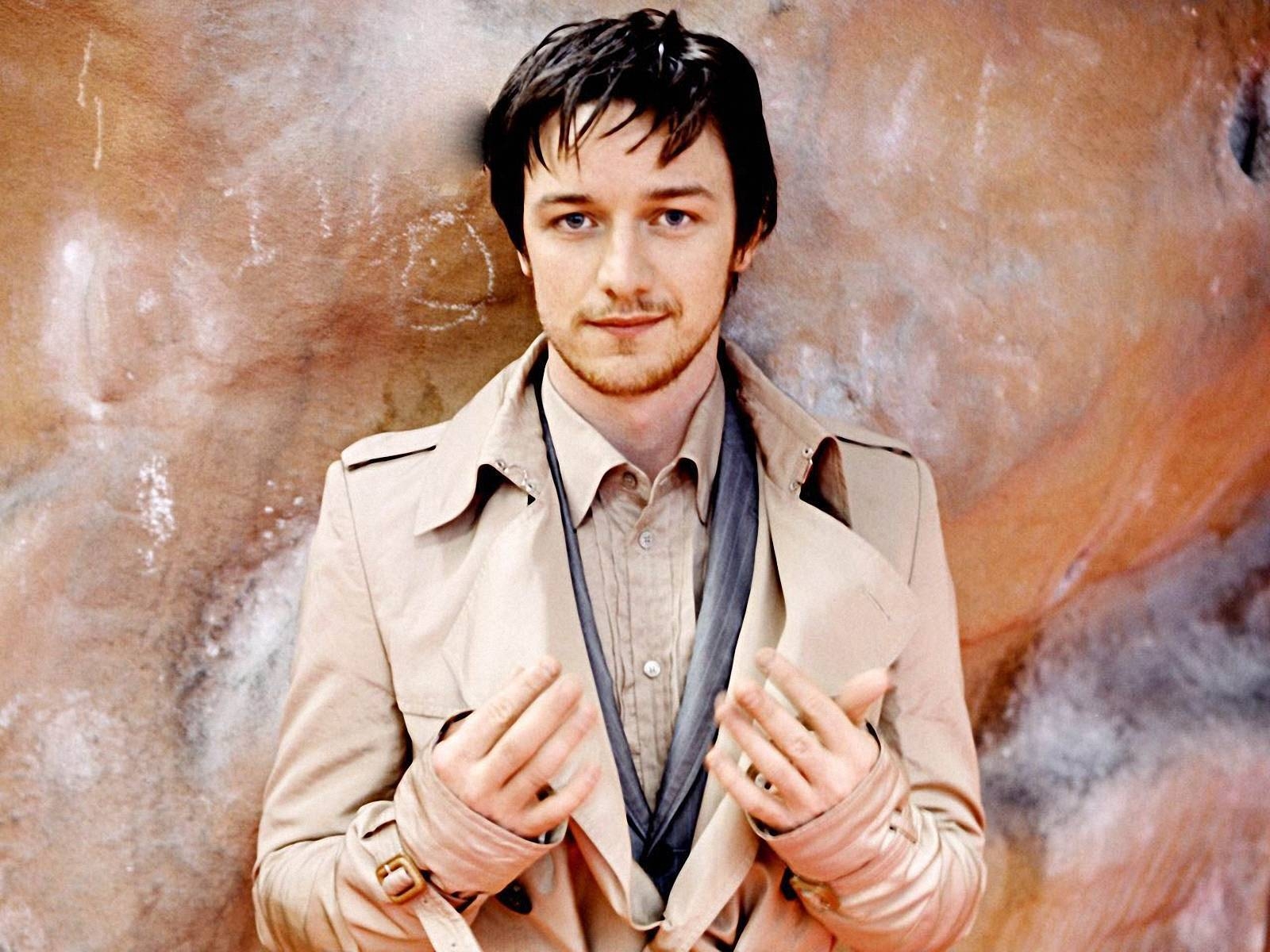 James McAvoy, Laptop, Filmstar, Schauspieler, Wallpaper, 1600x1200 HD Desktop