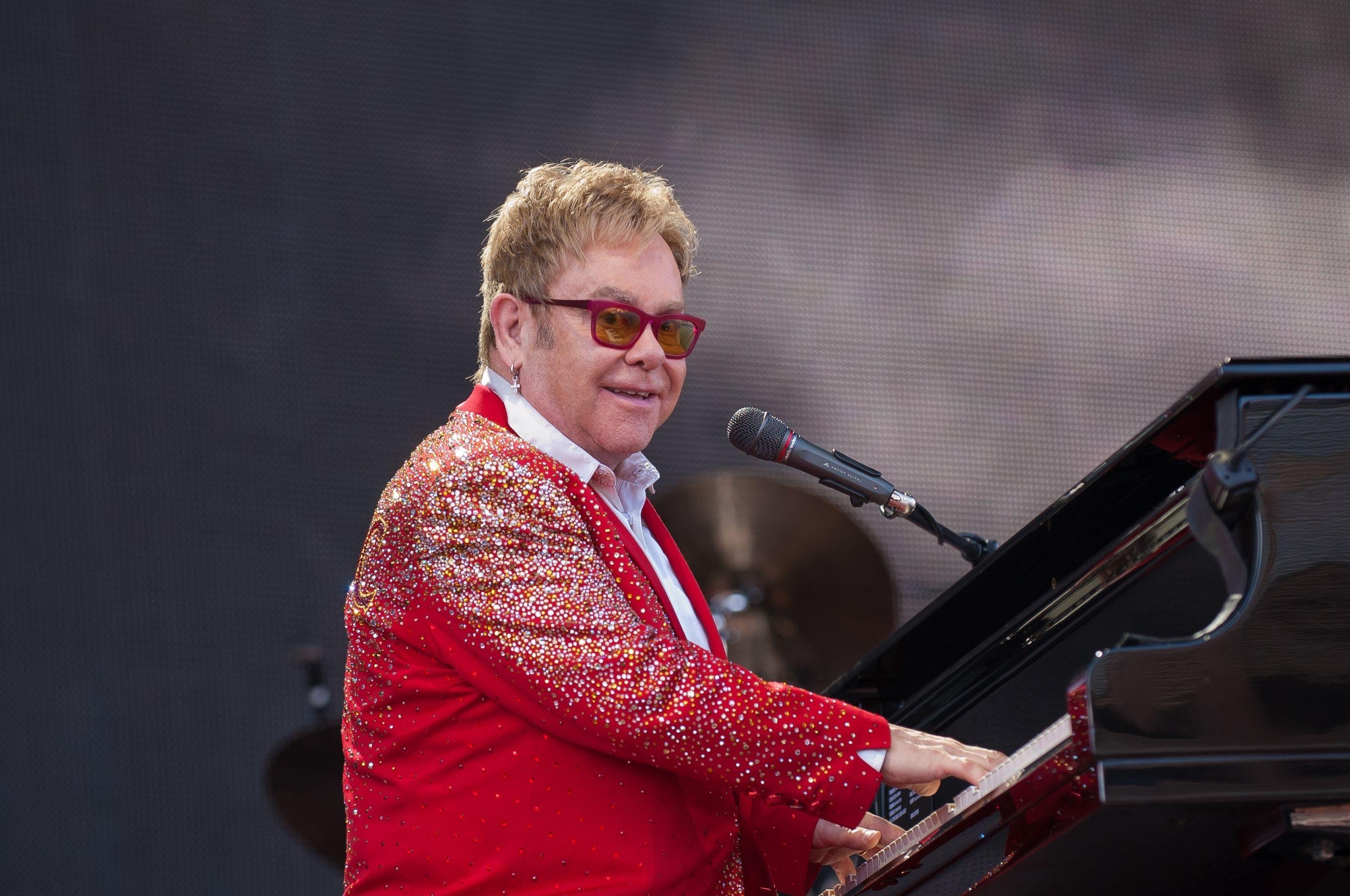 Elton John, Aufführung, Bühne, Musik, Brille, 2790x1850 HD Desktop