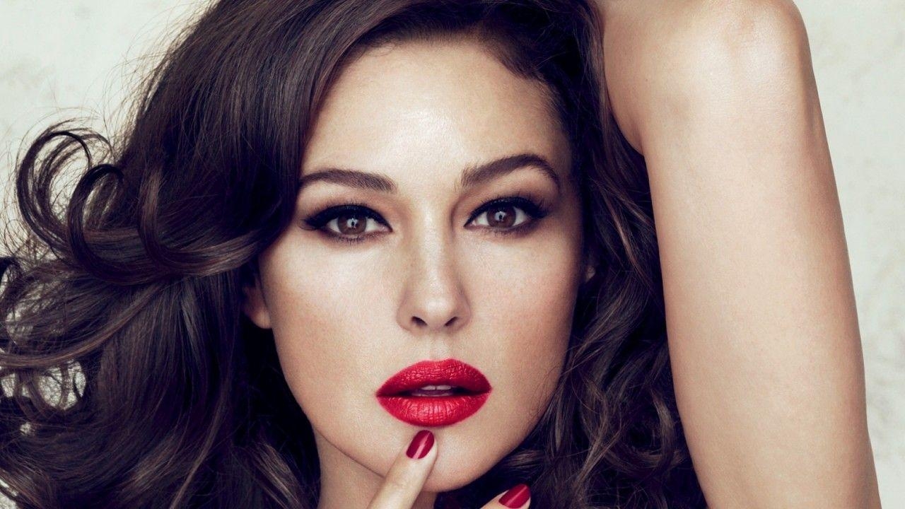 Monica Bellucci, rote Lippen, Schauspielikone, italienische Schönheit, Filmdiva, 1280x720 HD Desktop