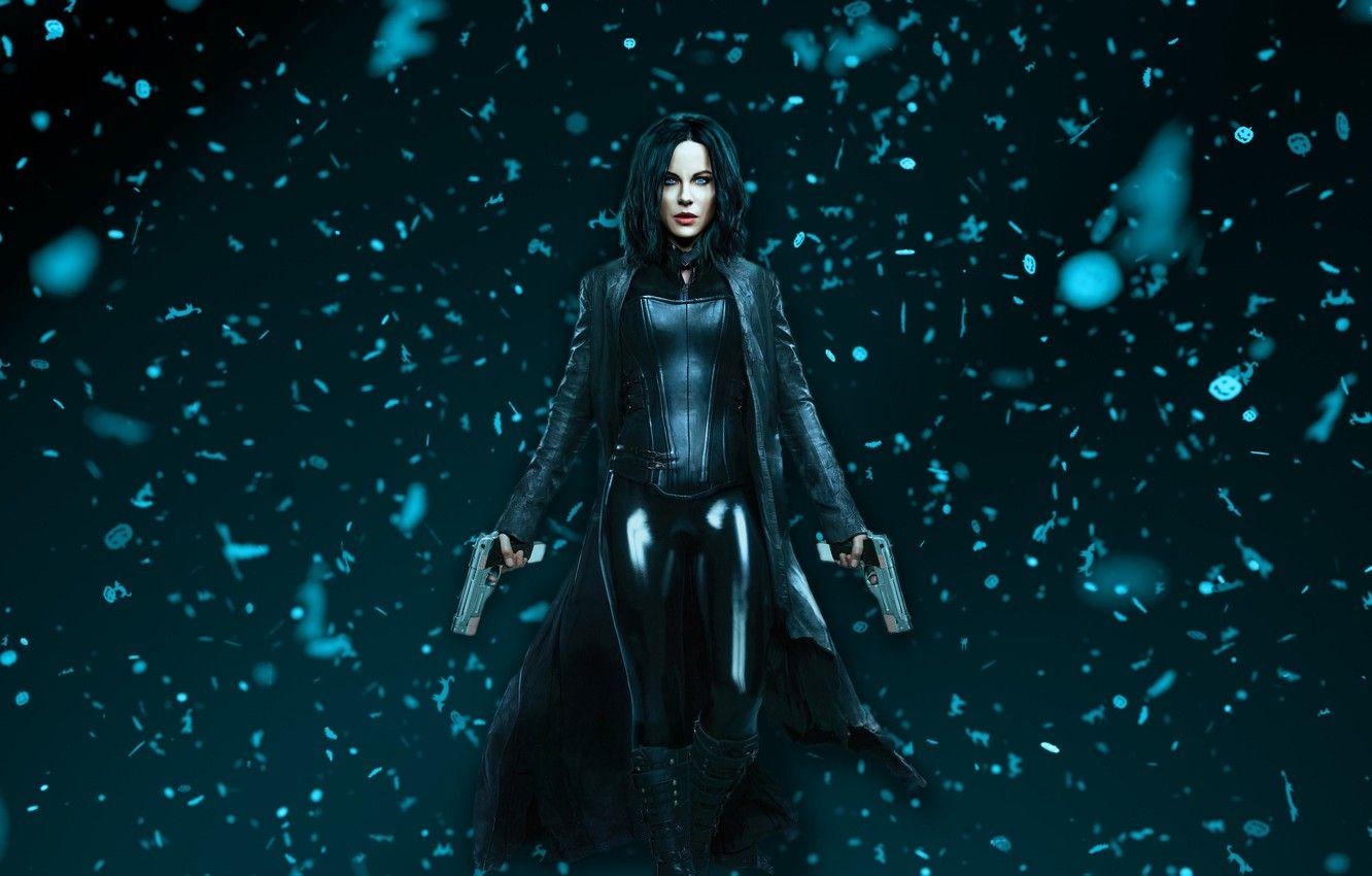 Selene, Underworld, Kino, Kate Beckinsale, Waffe, 1340x850 HD Desktop