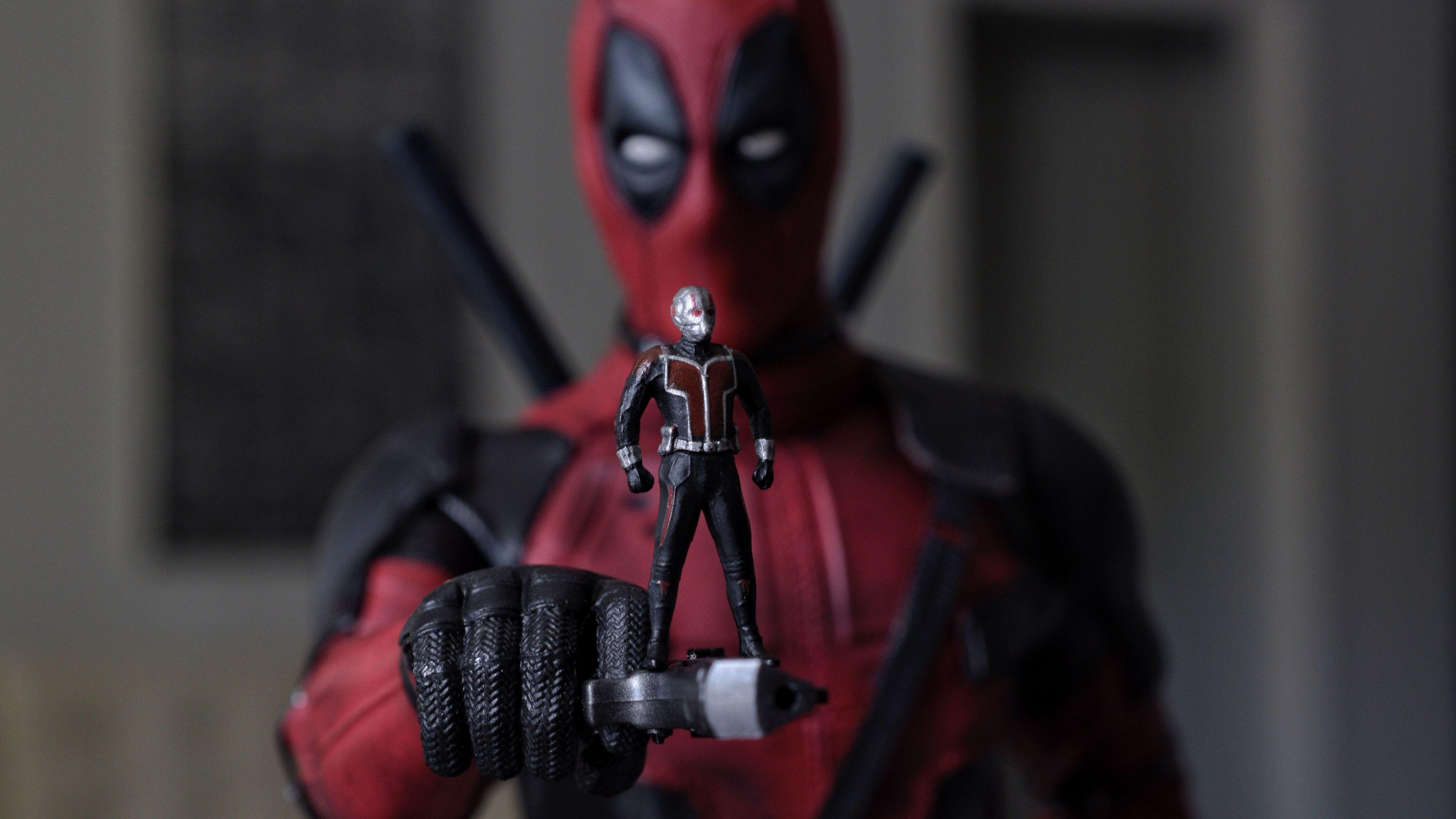 Ant-Man, Deadpool, Waffe, Marvel, 4K, 3840x2160 4K Desktop