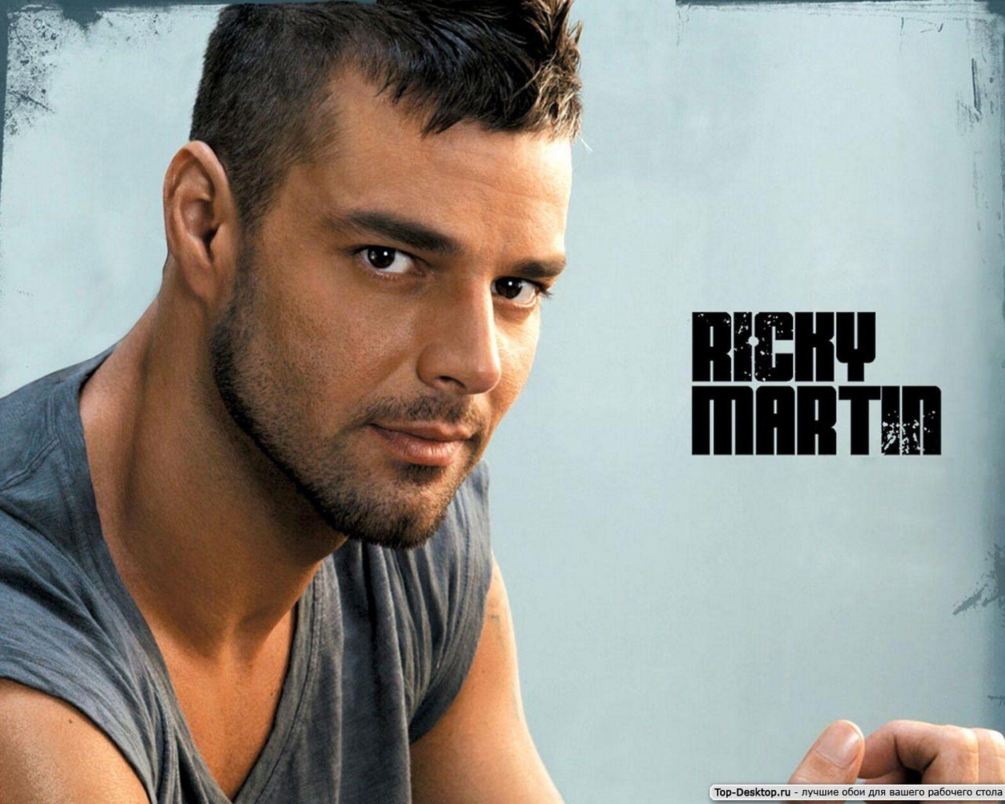 Ricky Martin, HD Bild, Popstar, Charisma, Bühnenstar, 1990x1600 HD Desktop