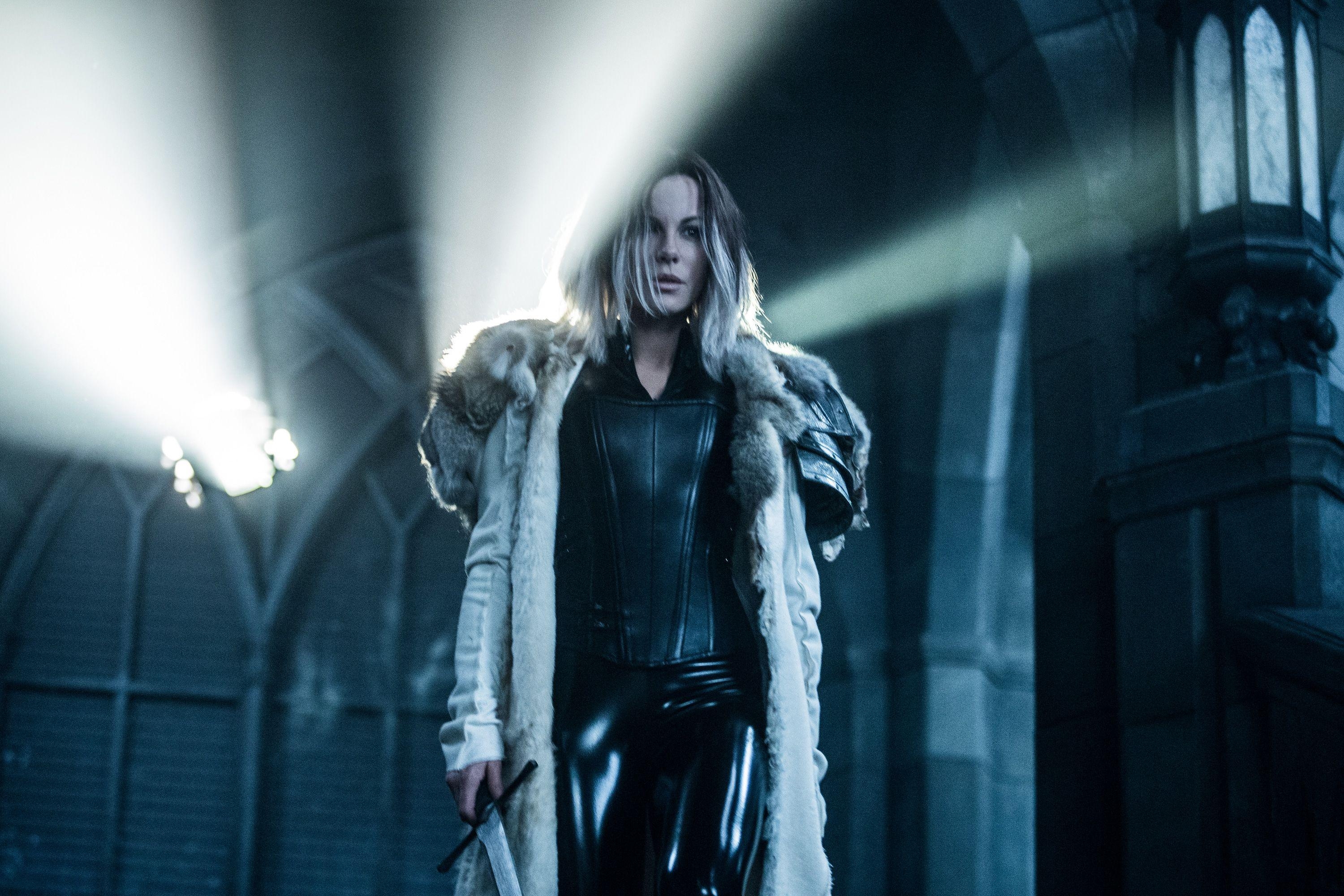 Kate Beckinsale, Selene, Underworld, Blood Wars, 4K, 3000x2000 HD Desktop