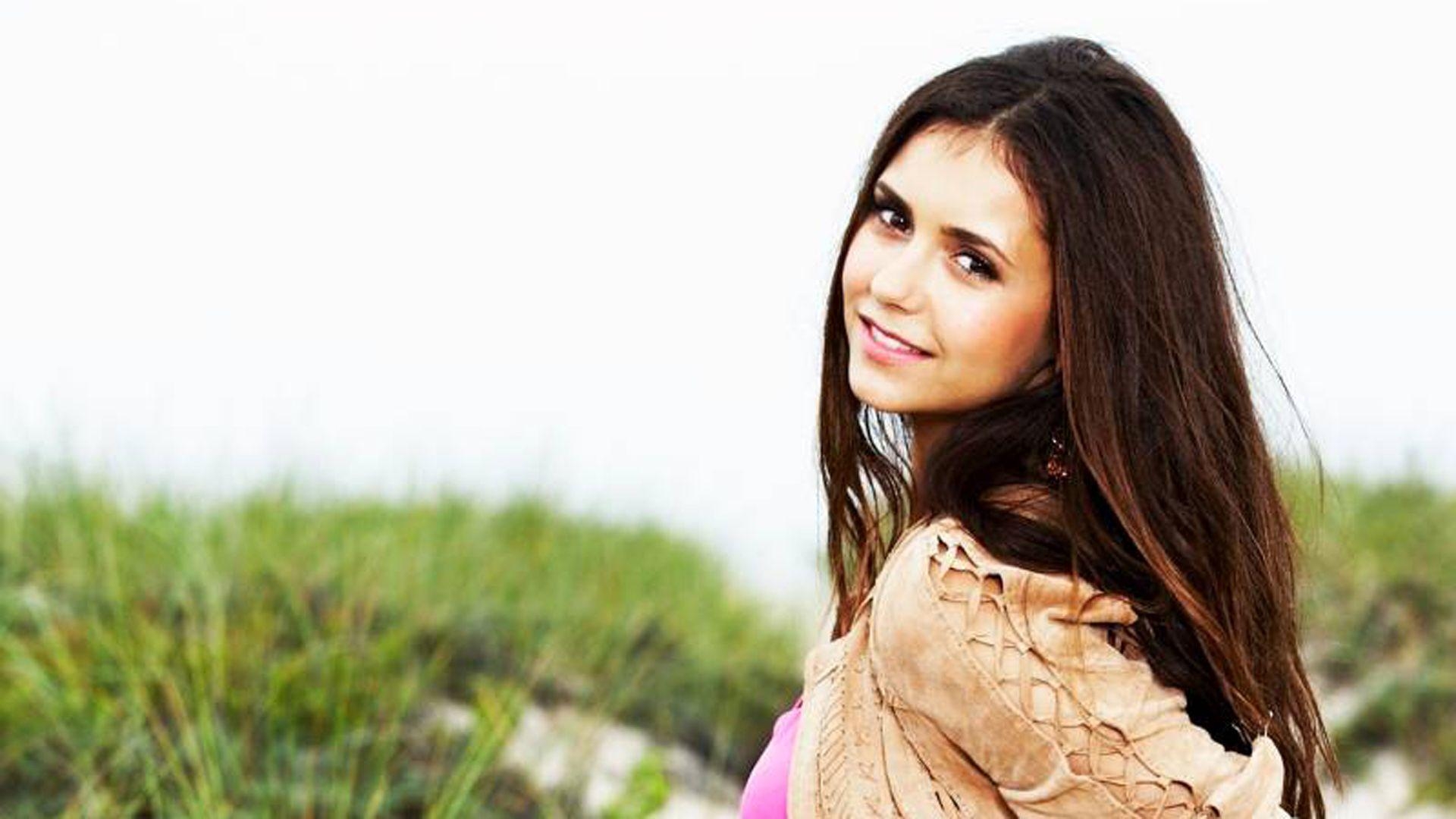 Nina Dobrev, HD, Hintergrund, Schauspielerin, 41770546, 1920x1080 Full HD Desktop