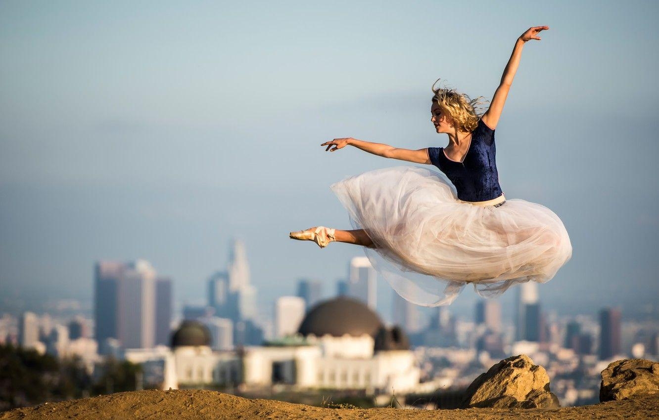 Ballett, Stadt, Sprung, Kleid, Tänzerin, 1340x850 HD Desktop