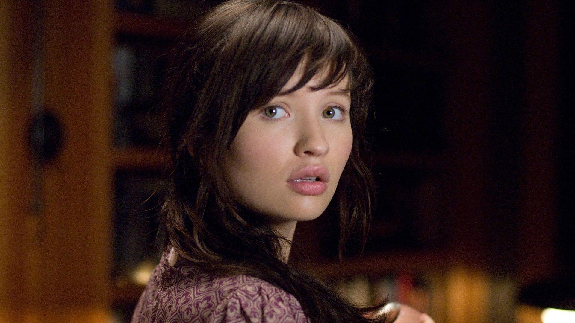 Emily Browning, Wallpaper, Full HD, Film, Hero, 1920x1080 Full HD Desktop