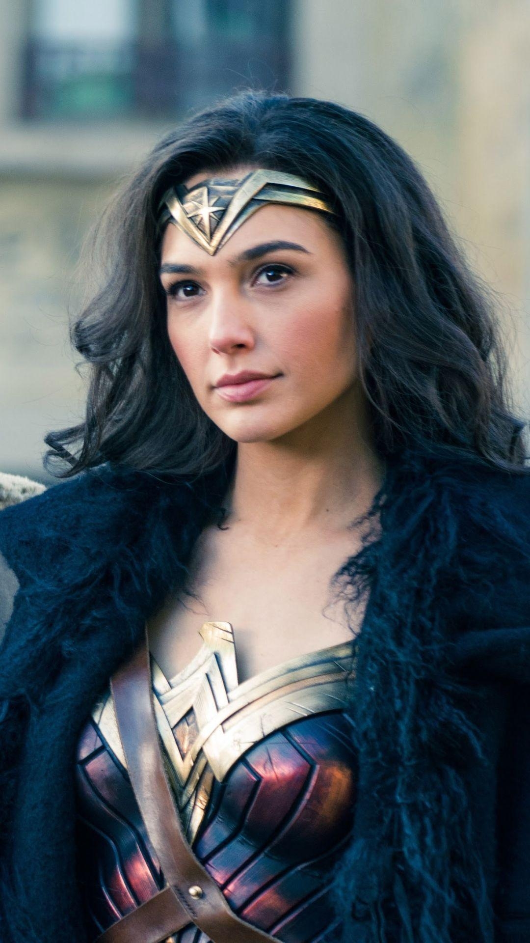 Gal Gadot, Wonder Woman, Accessoires, Film, Superheldin, 1080x1920 Full HD Handy