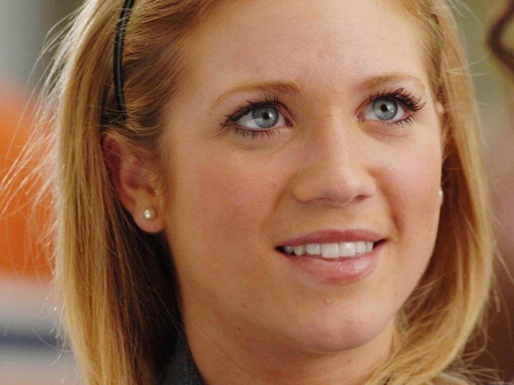 Brittany Snow, HD, Schauspielerin, Bild, Promi, 1030x770 HD Desktop