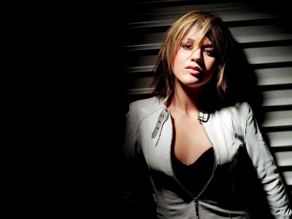 Kelly Clarkson, Kostenlose Bilder, Schön, Sängerin, Hintergrund, 1030x770 HD Desktop