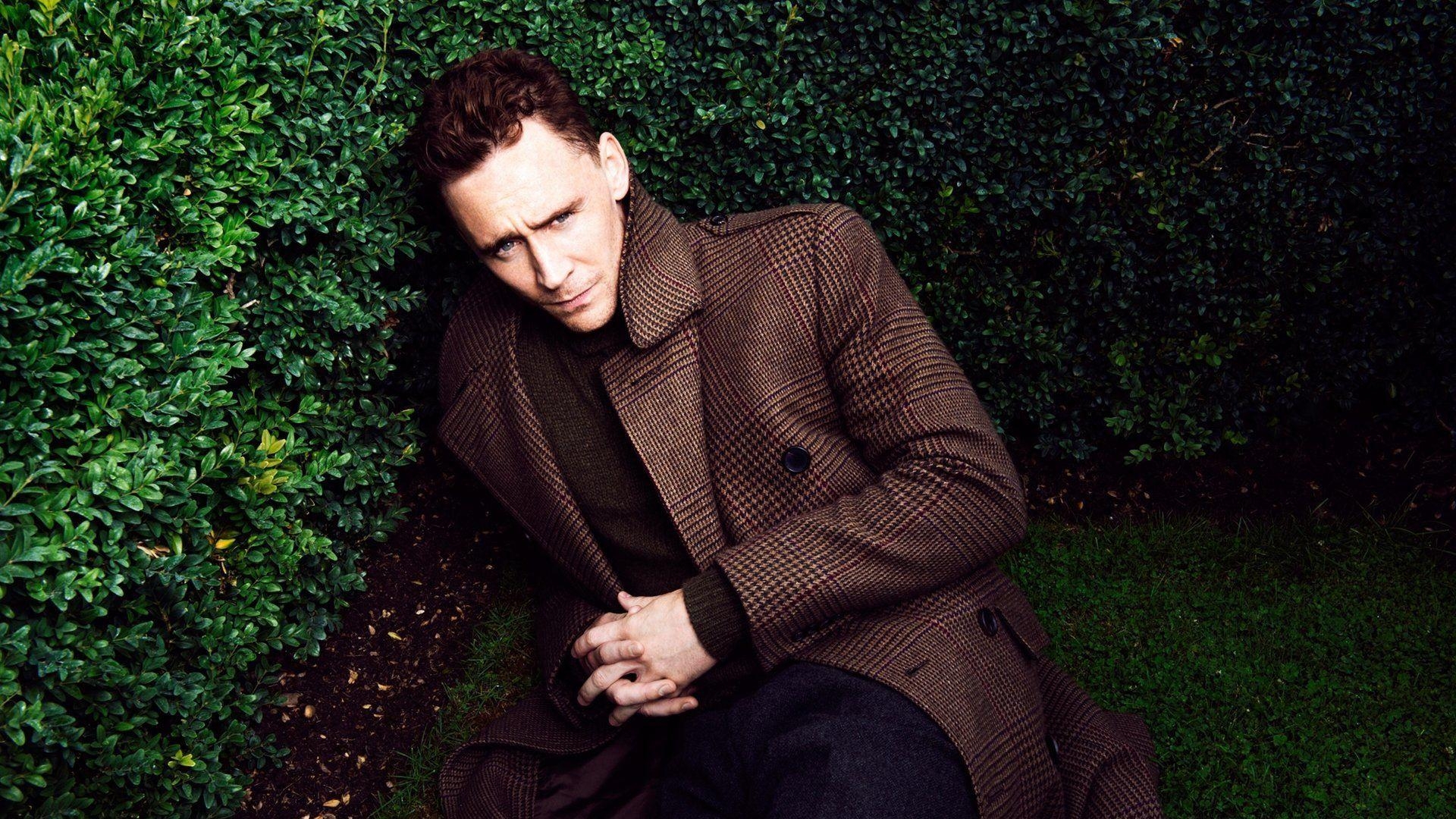 Tom Hiddleston, HD, Mantel, stilvoll, Download, 1920x1080 Full HD Desktop